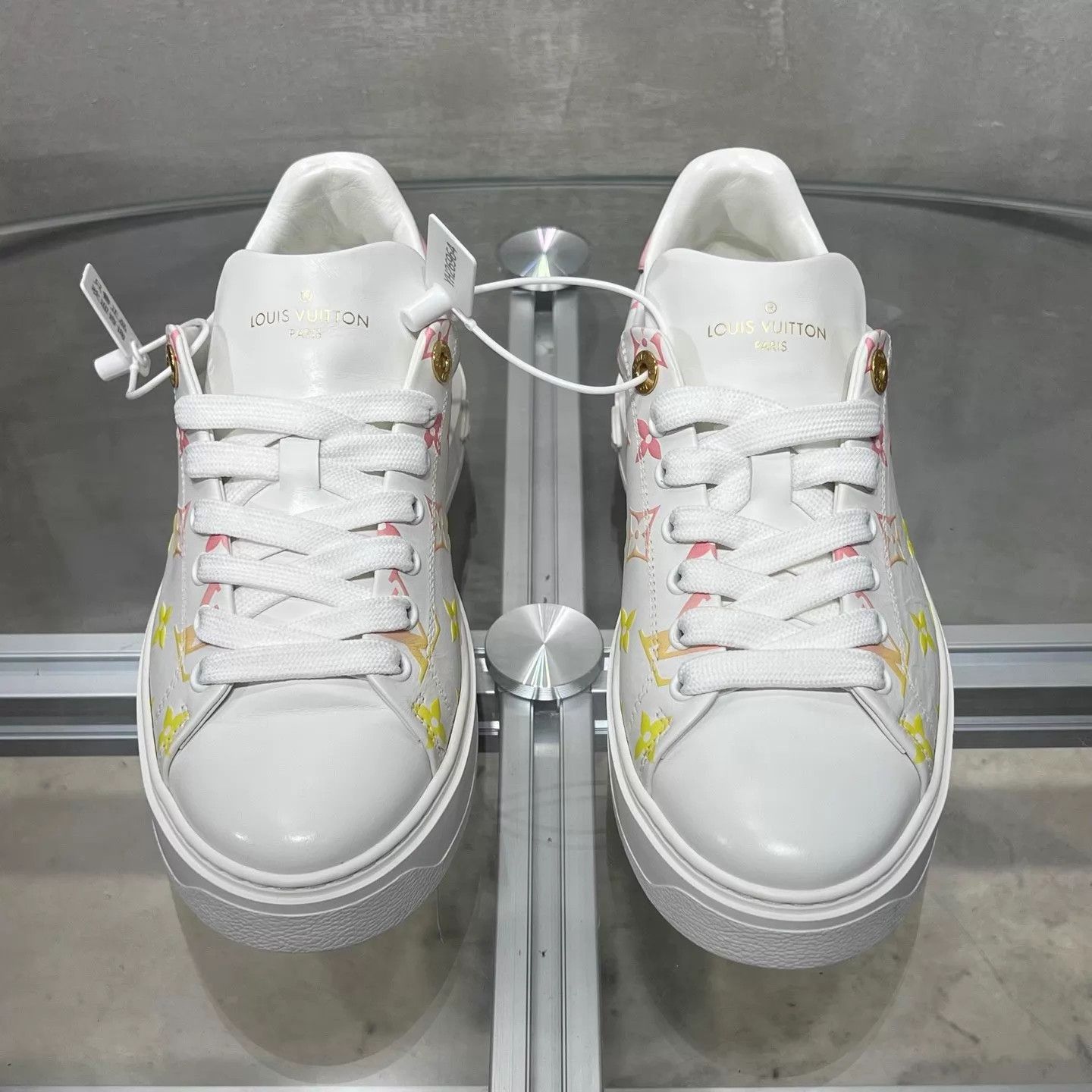 Louis Vuitton LV Time out Colorful Monogram Sneaker UK4 YH26963 Size US 7.5 / IT 37.5 - 1 Thumbnail