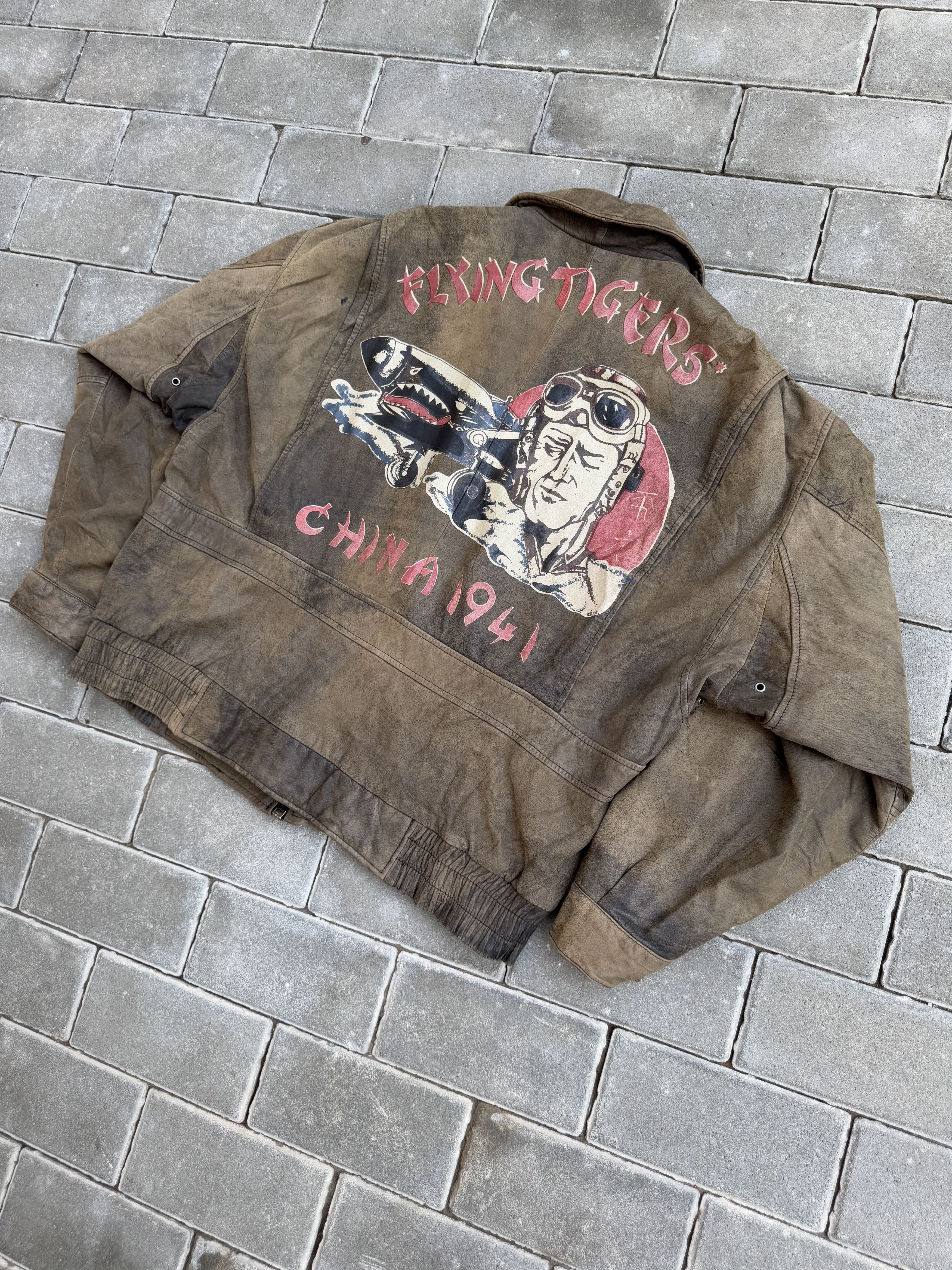 Avirex Vintage A2 Pilot's Brown Leather Jacket Flying Tigers 1941 Size US M / EU 48-50 / 2 - 11 Thumbnail