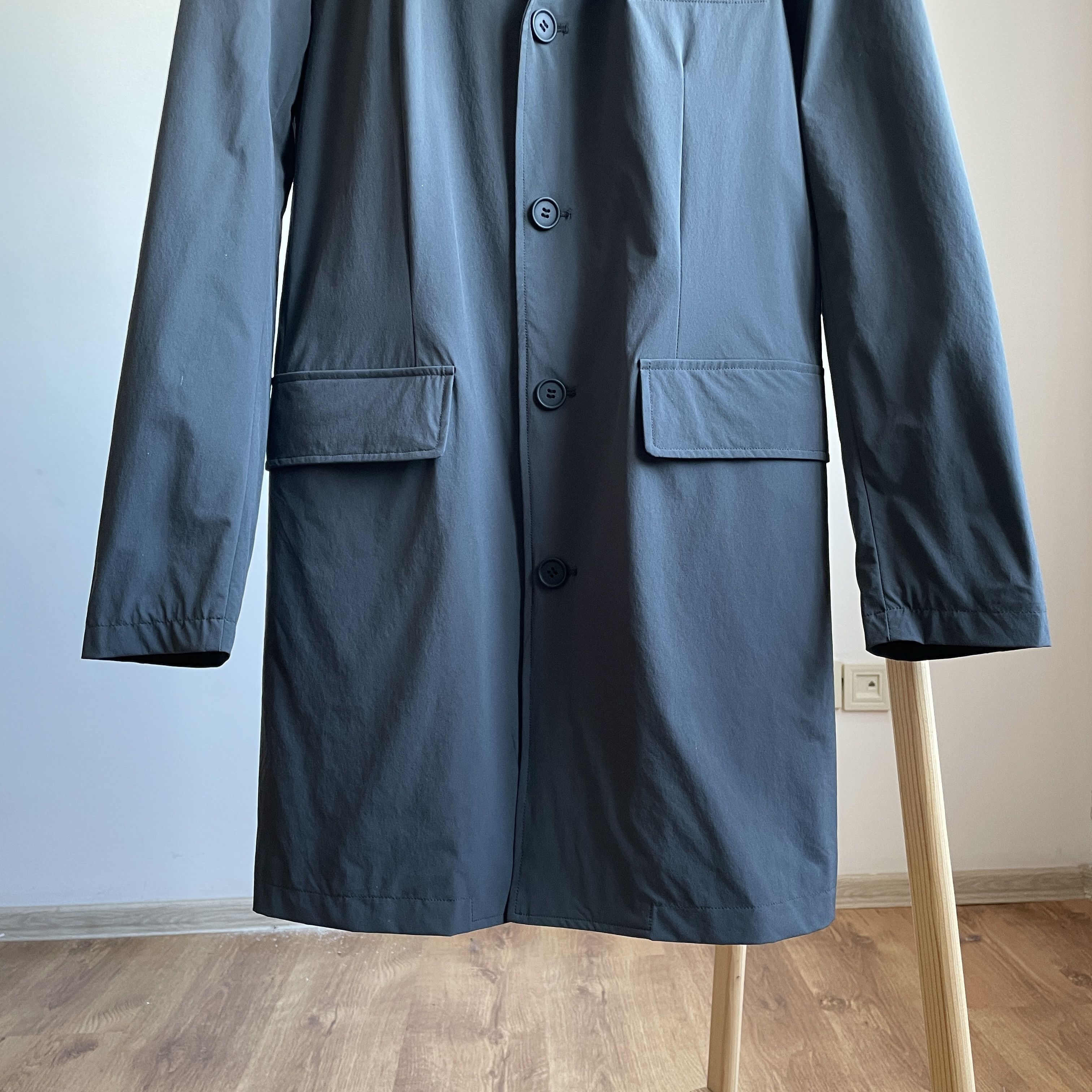 ECOALF Ecoalf Lightweight Recycled Nylon Coat Size S Size US S / EU 44-46 / 1 - 6 Thumbnail