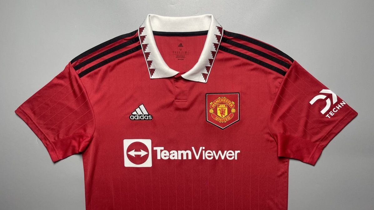 Adidas MANCHESTER UNITED ADIDAS 2022/2023 SOCCER JERSEY #7 RONALDO Size US M / EU 48-50 / 2 - 3 Thumbnail