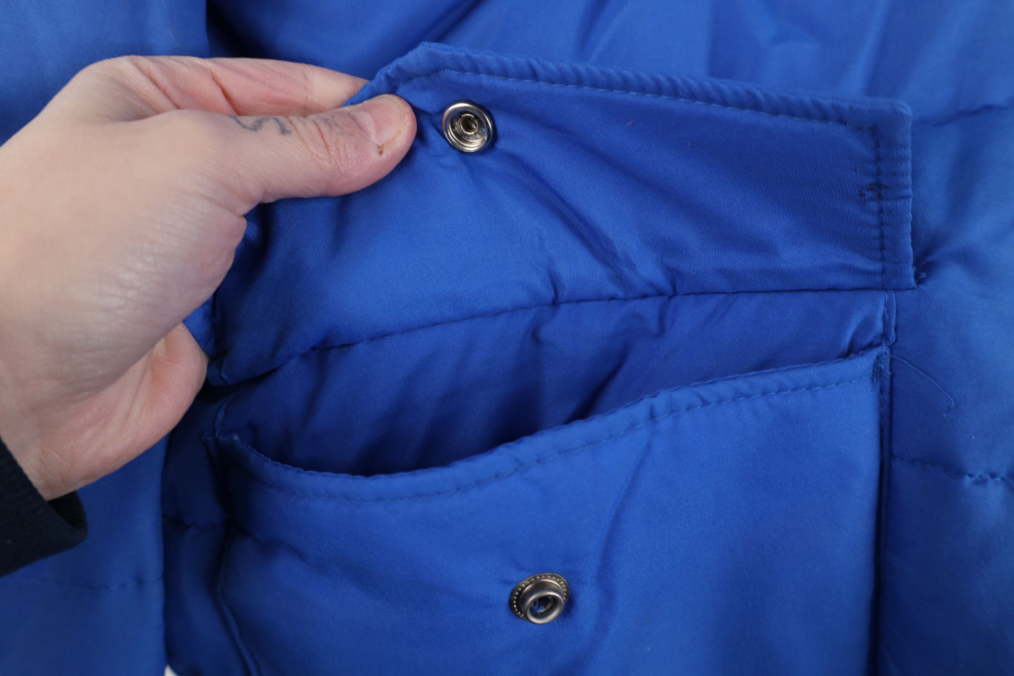Vintage Vintage 70s Streetwear Full Zip Puffer Jacket Royal Blue Size US XXL / EU 58 / 5 - 5 Thumbnail