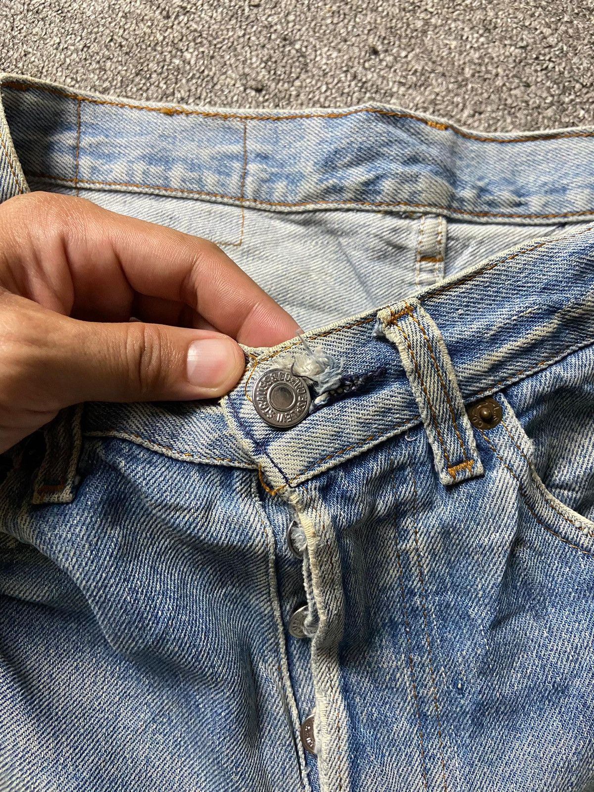 Levi's Levis Strauss Co. Distressed Ripped Jeans (158) Size US 32 / EU 48 - 4 Thumbnail