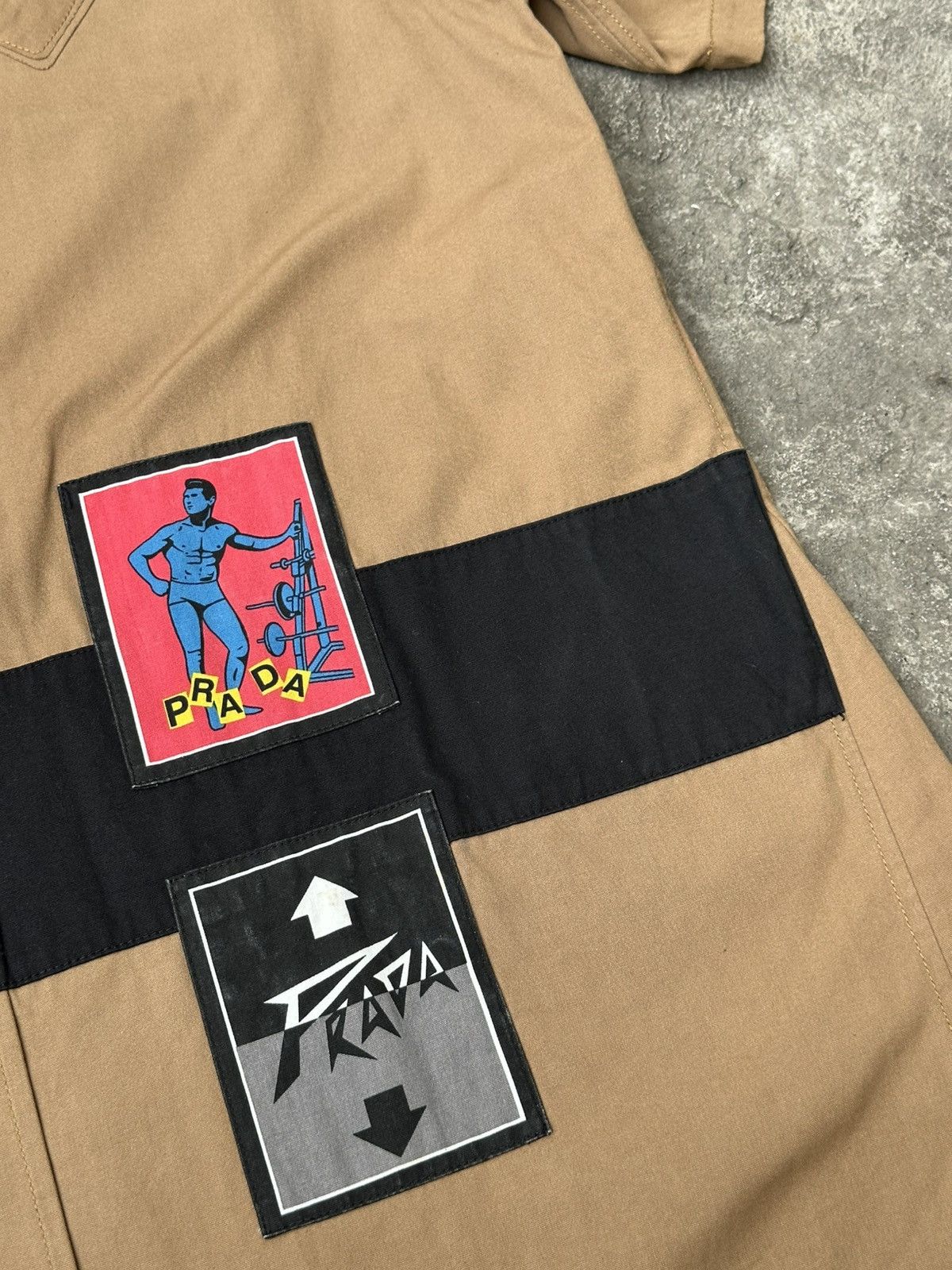 Prada Prada - S/S20 Oversized Patches Button Down - Emblem Logo Size US M / EU 48-50 / 2 - 11 Thumbnail