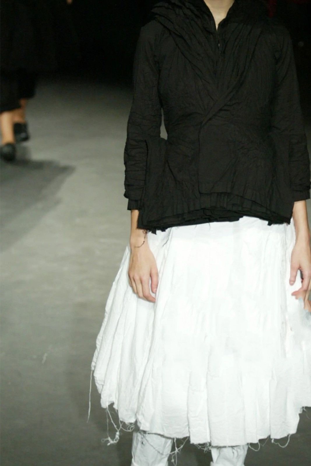 Junya Watanabe JUNYA WATANABE CDG RUNWAY PLEATED PARACHUTE SKIRT AD2004 Size 30" / US 8 / IT 44 - 2 Thumbnail
