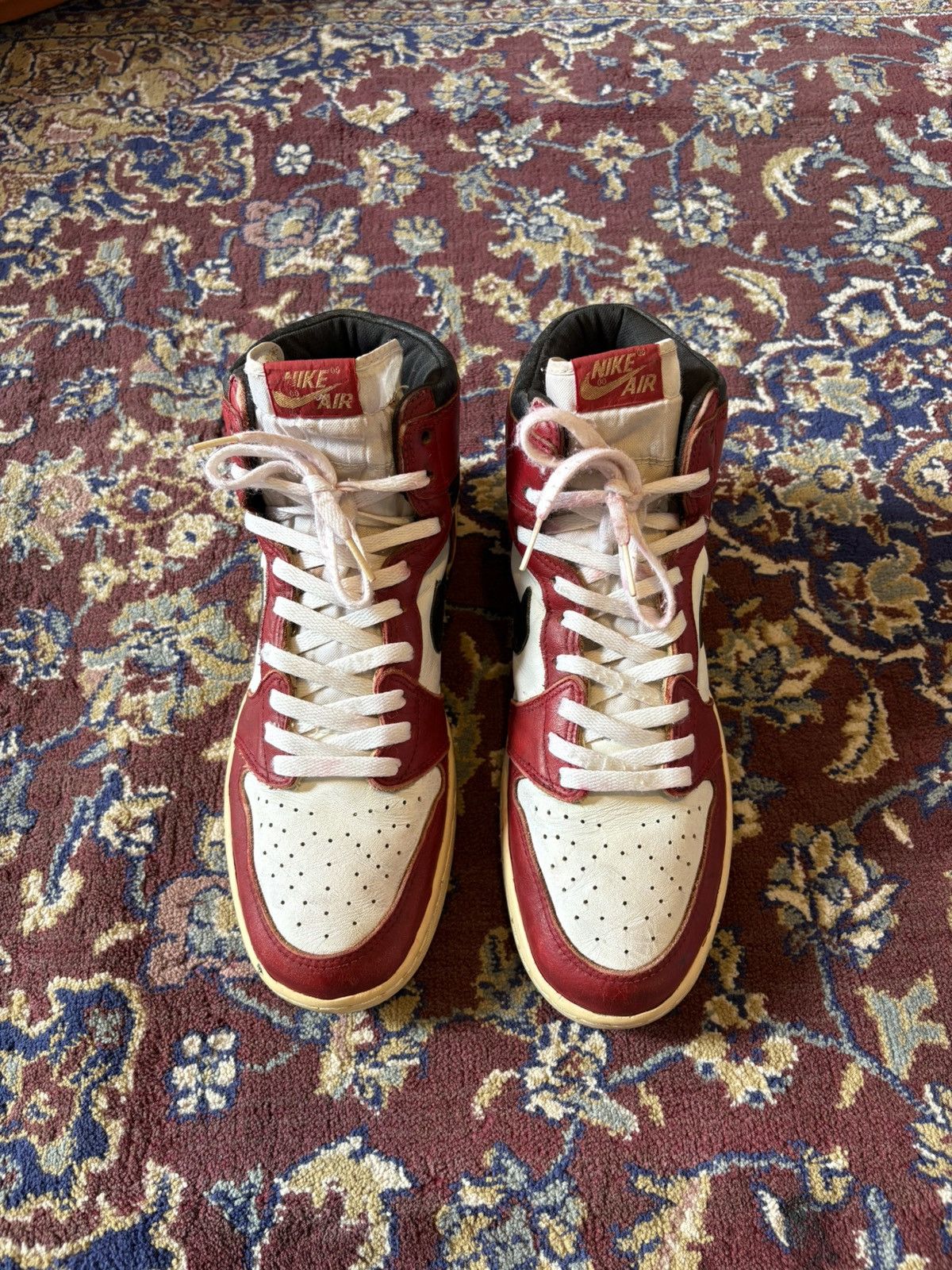 Nike Og 1985’s Nike Air Jordan 1 Chicago “Rare Size US 11 / EU 44 - 4 Thumbnail