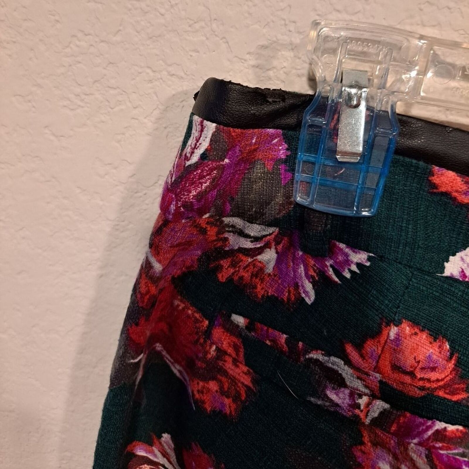 Anthropologie Anthropologie Cartonnier floral Charlie ankle trousers, sz 4 Size 27" / US 4 / IT 40 - 4 Thumbnail
