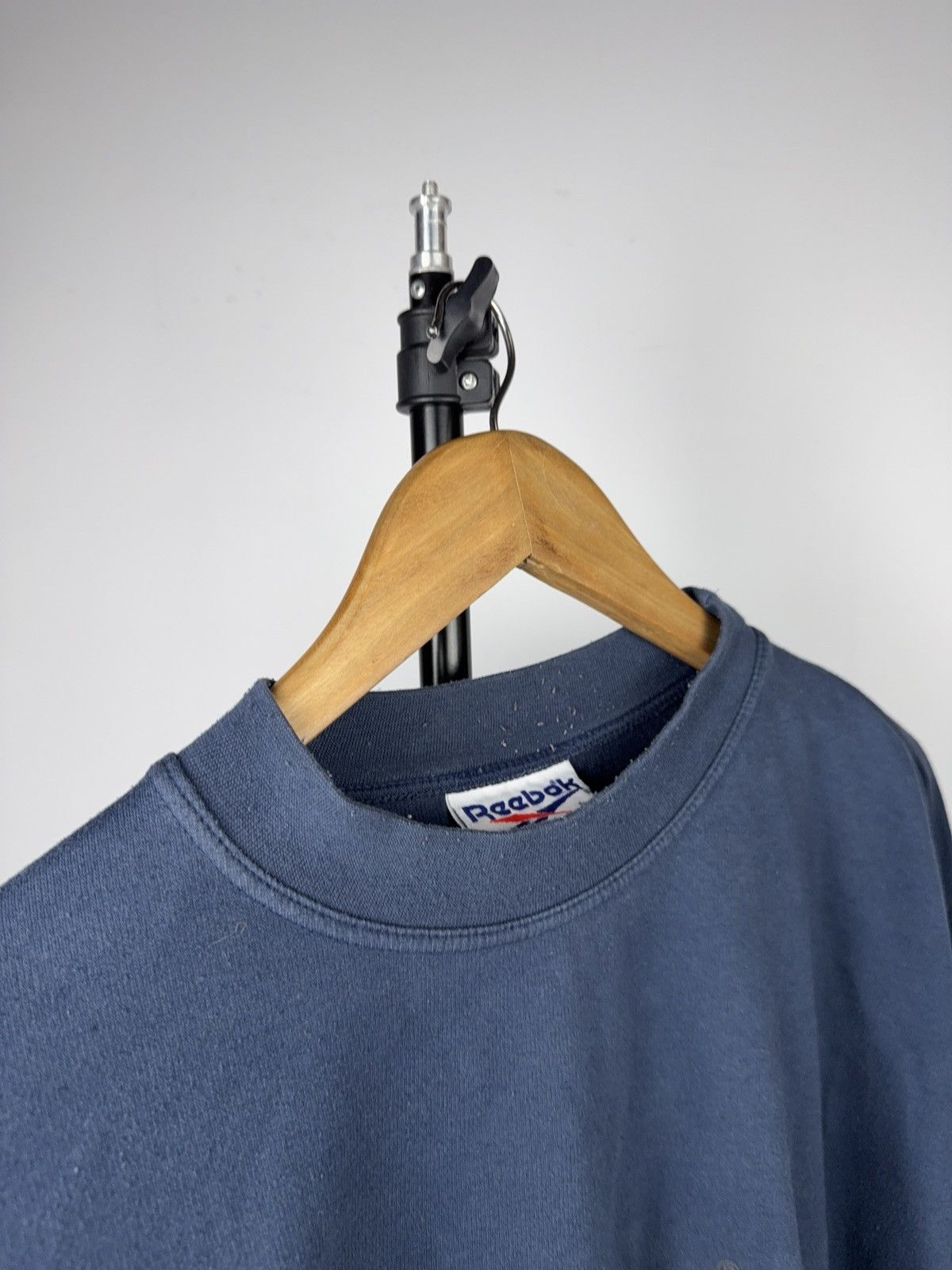 Reebok Vintage 90s Retro Reebok Faded Logo Crewneck Sweatshirt Size US L / EU 52-54 / 3 - 5 Thumbnail