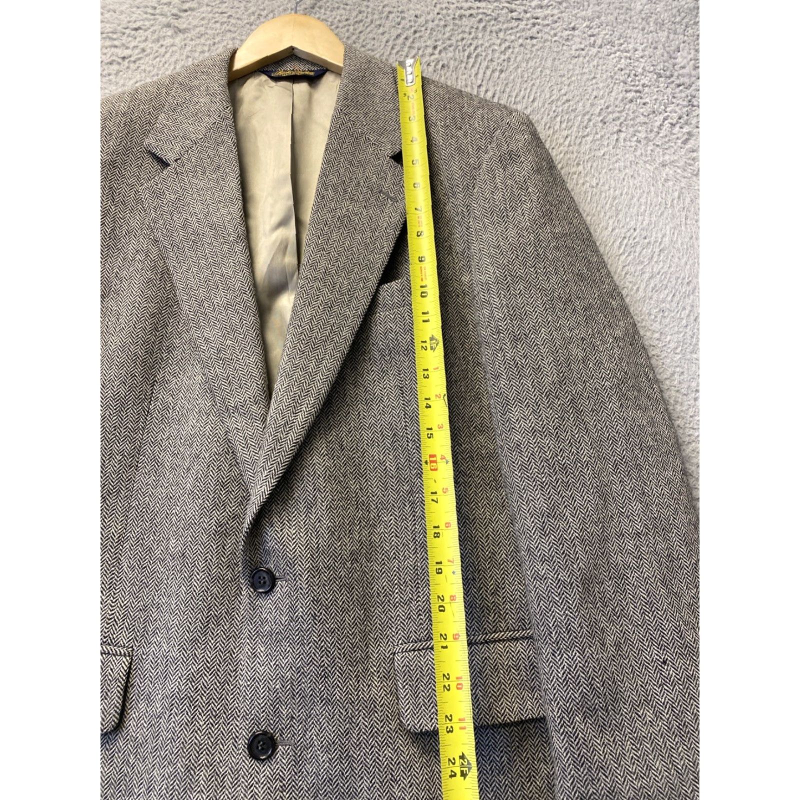 Brooks Brothers VTG Brooks Brothers Blazer Jacket Wool Herringbone Men's 39R Gray USA Vintage Classic Preppy 39 Chest Mens Size 40R - 6 Thumbnail