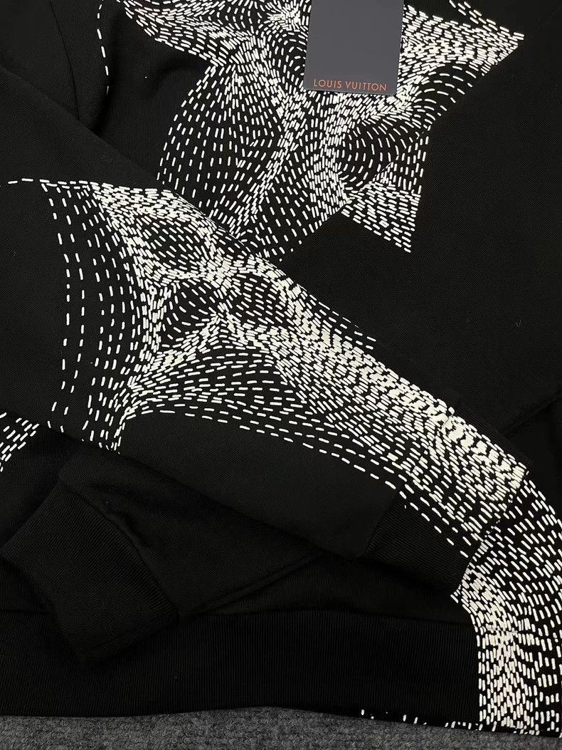 Louis Vuitton LOUIS VUITTON Three-flower Sketch long sleeves 2504-Nextarr Size US S / EU 44-46 / 1 - 4 Thumbnail
