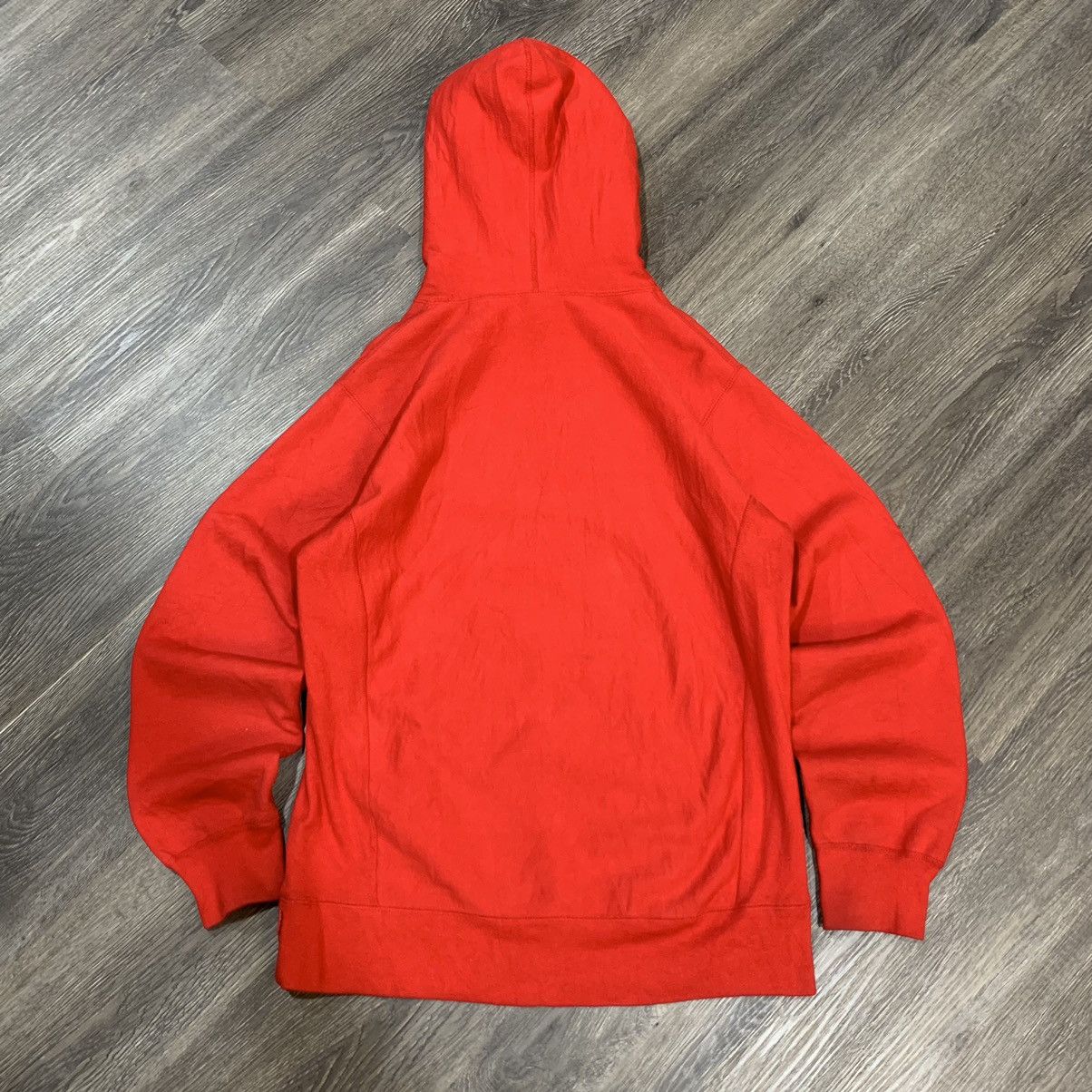 Supreme Supreme FW/16 Embroidered Hoodie Red on Red Size US L / EU 52-54 / 3 - 3 Thumbnail