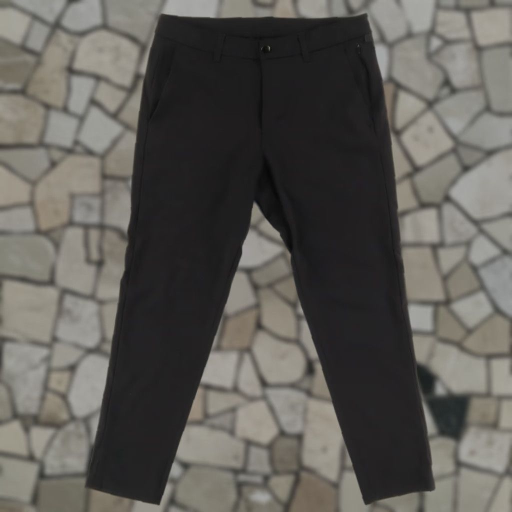 Lululemon Lululemon Commission Slim Polyester Woven Chino Pants Black Men's 33 Size US 33 - 1 Thumbnail