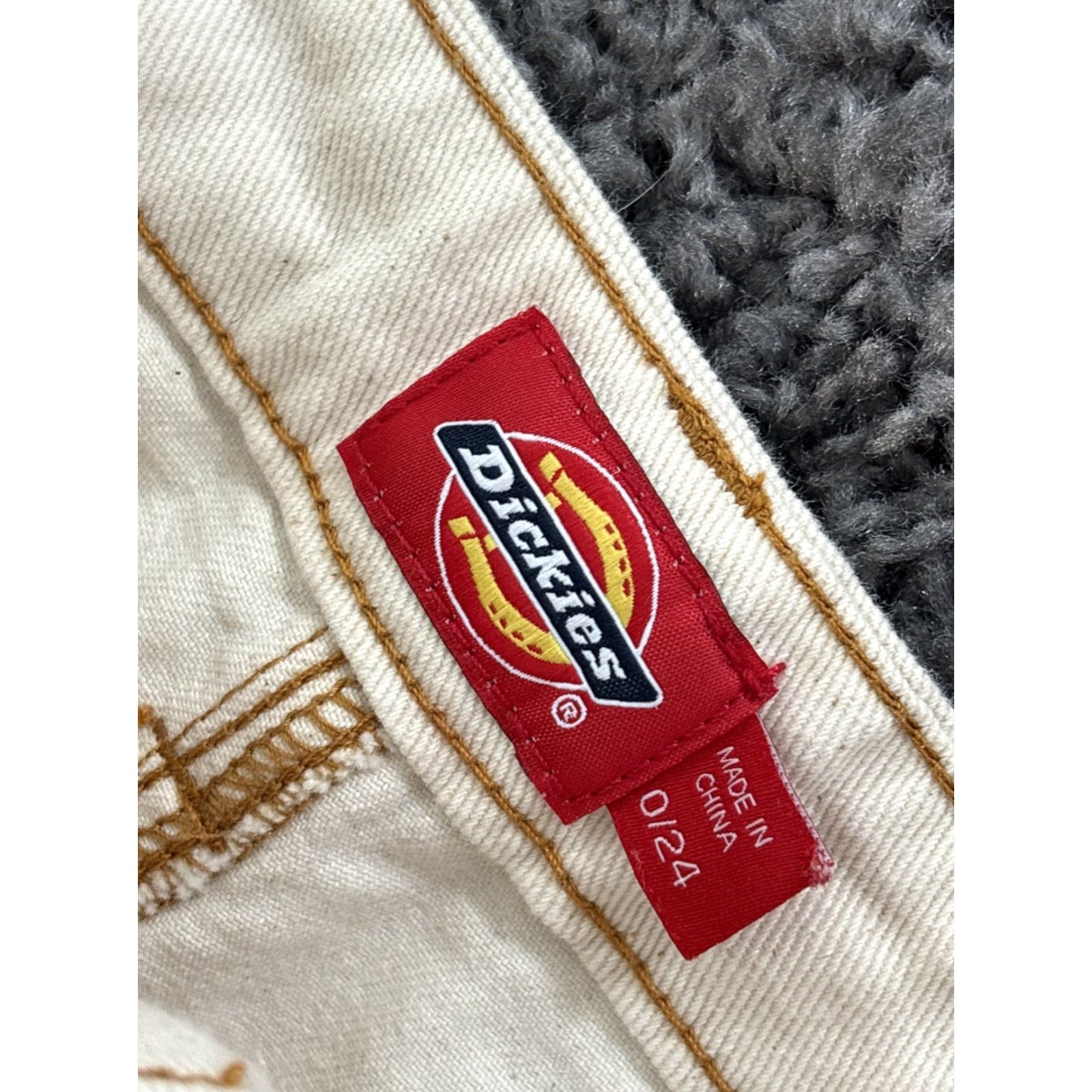 Dickies VINTAGE Dickies Shorts Bermuda Womens 24 White Carpenter Mid Rise USA Striped Cotton Blend Blended Fabric Boho Y2K Mens? Size 42" / US 20 - 6 Thumbnail