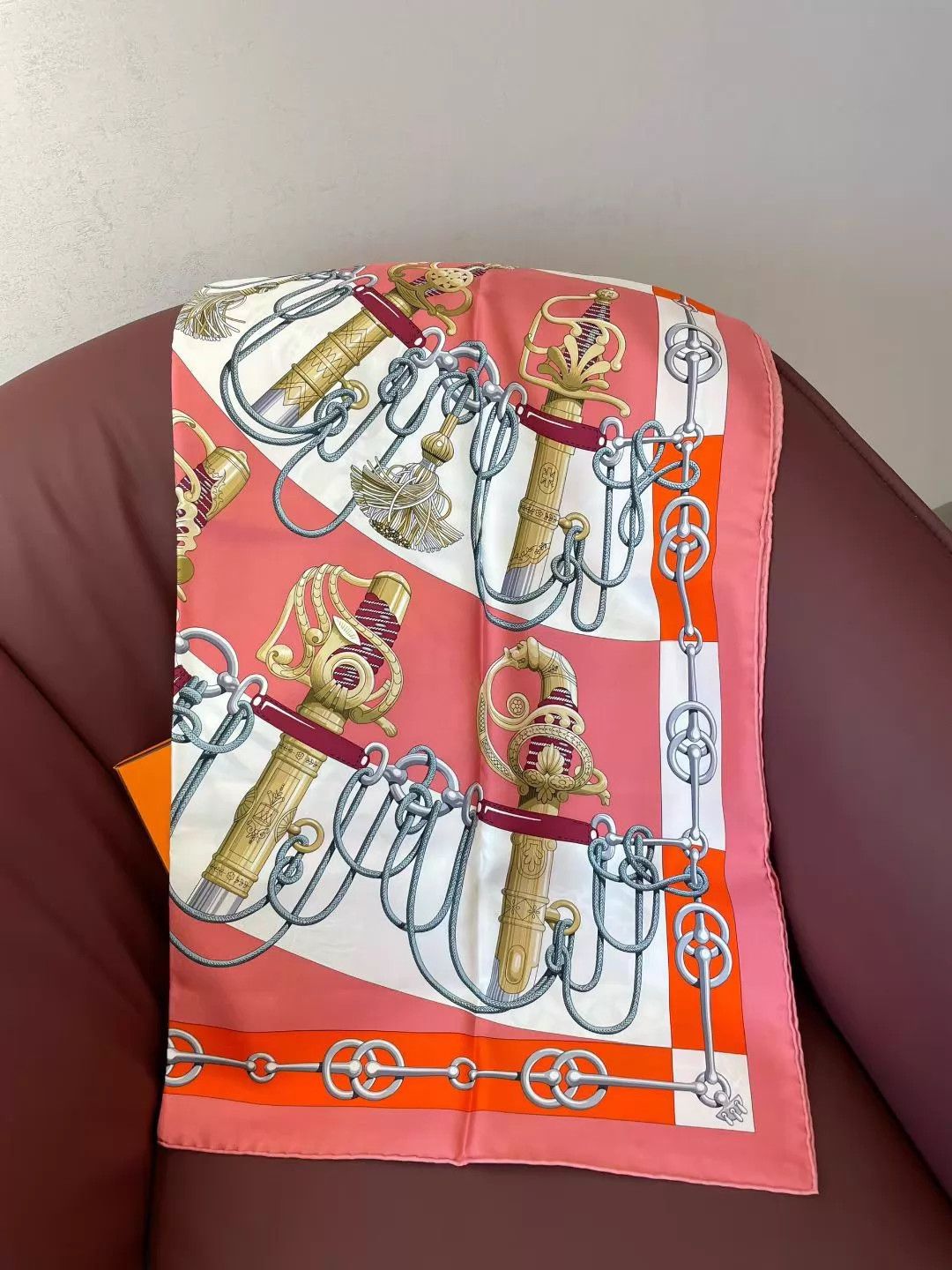 Hermes Hermès 90x90 Silk Scarf New Unused Size ONE SIZE - 3 Thumbnail