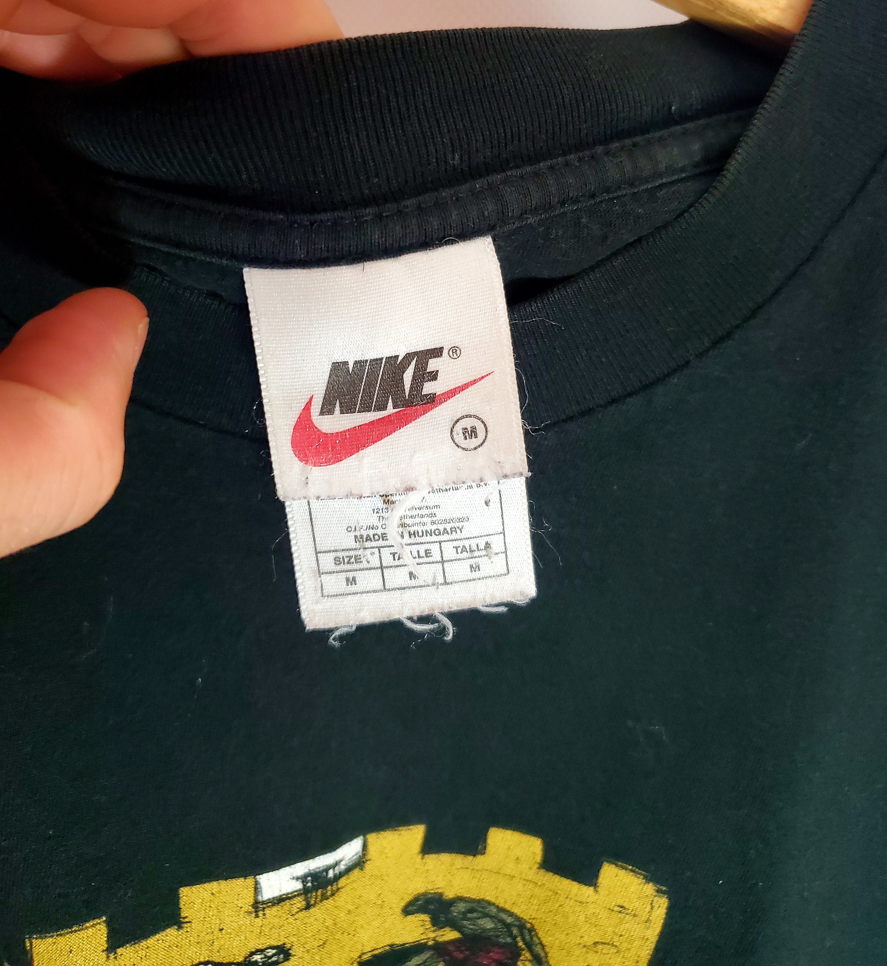 Nike × Vintage Vintage 90s Nike Basketball Court Black Tshirt size L Size US M / EU 48-50 / 2 - 3 Thumbnail