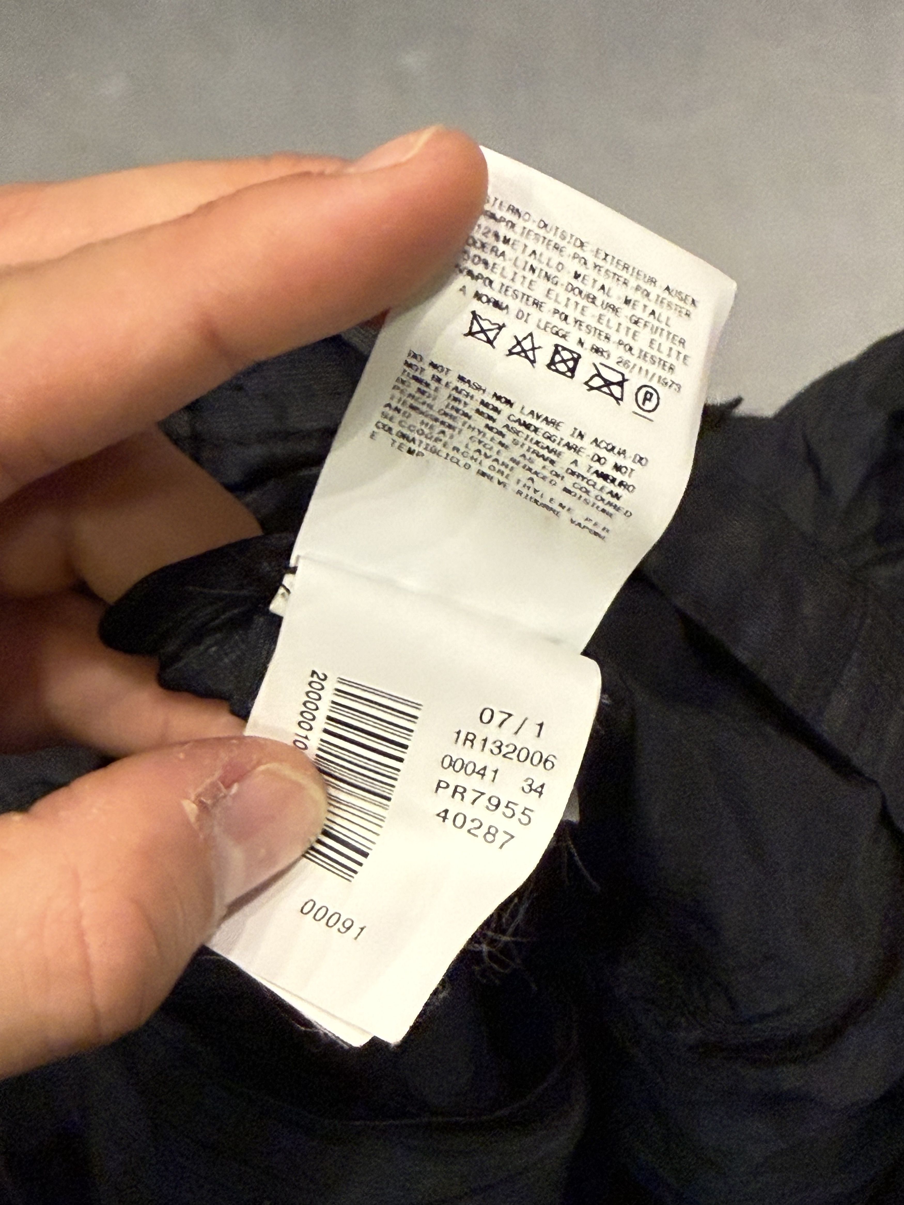 John Galliano John Galliano SS07 metalli scrunched fitted black jacket Size M / US 6-8 / IT 42-44 - 7 Thumbnail