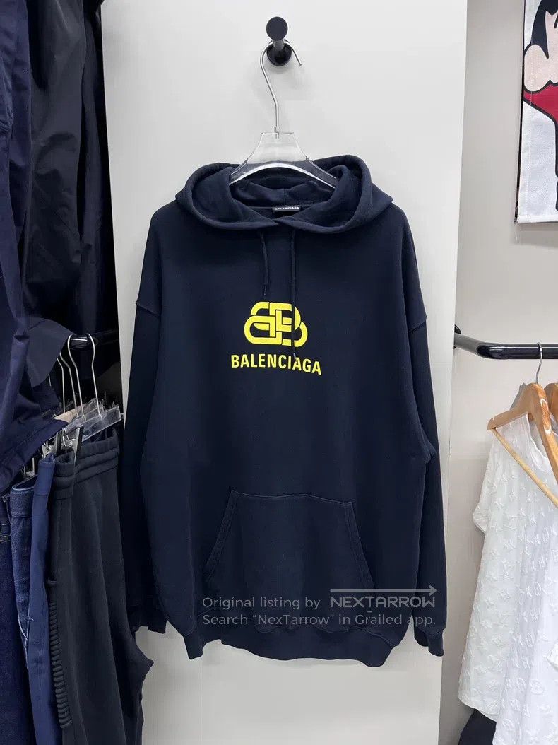 Balenciaga Balenciaga Yellow Double B Snap-Up Hoodie Size US S / EU 44-46 / 1 - 1 Thumbnail