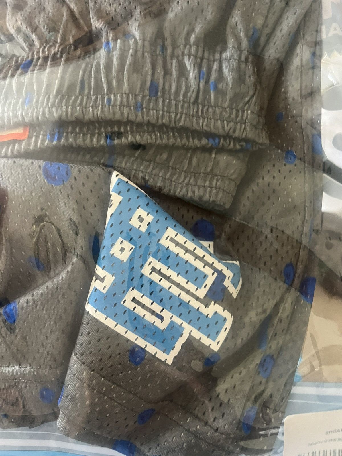 Eric Emanuel × Gatorade Eric Emanuel x Gatorade towel & grey w blue shorts medium Size US 30 / EU 46 - 5 Thumbnail