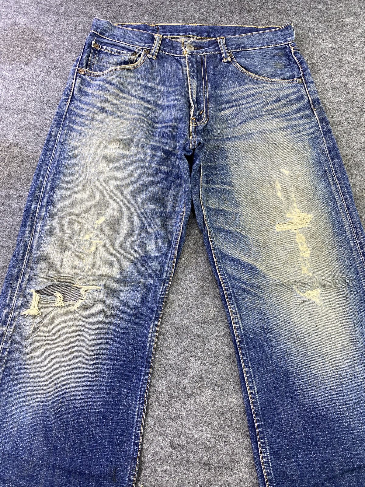 Levi's Vintage Levi's 703 Distressed Blue Wash Jeans - J847 Size US 31 - 2 Thumbnail