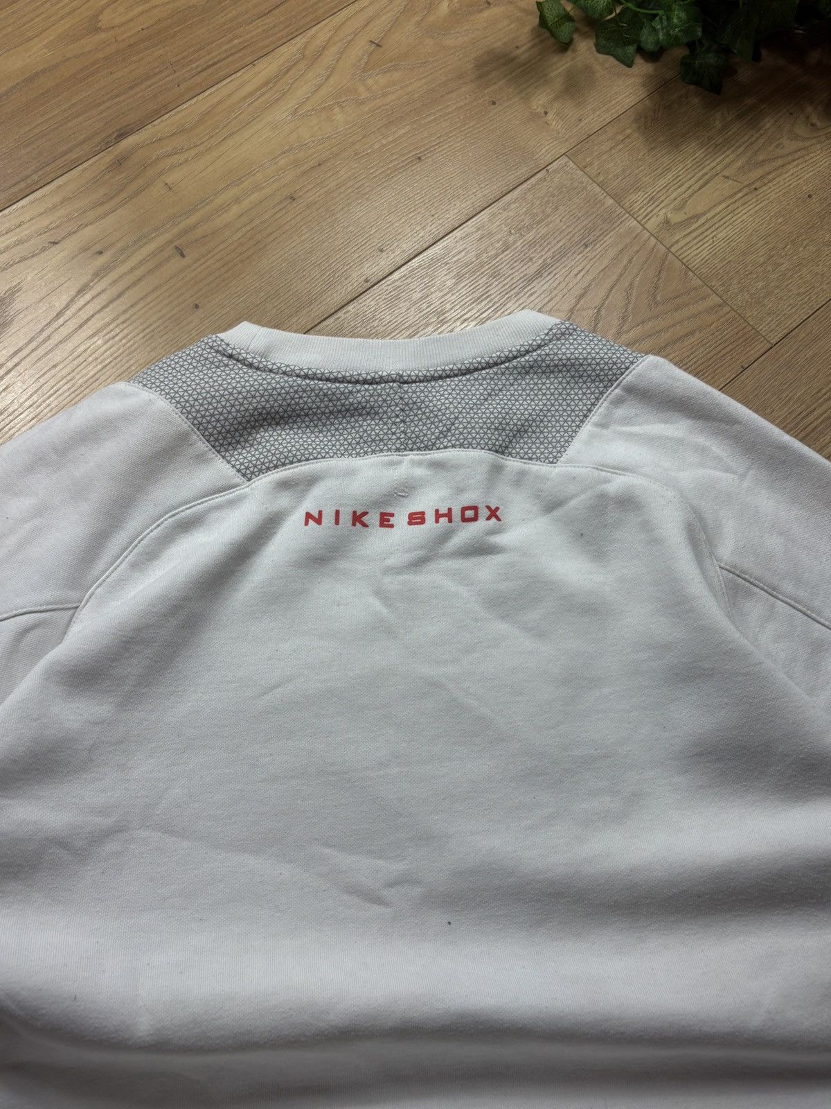 Nike 00s Nike Shox Vintage Big Logo Drill Spellout Sweatshirt Y2K Size US L / EU 52-54 / 3 - 10 Thumbnail