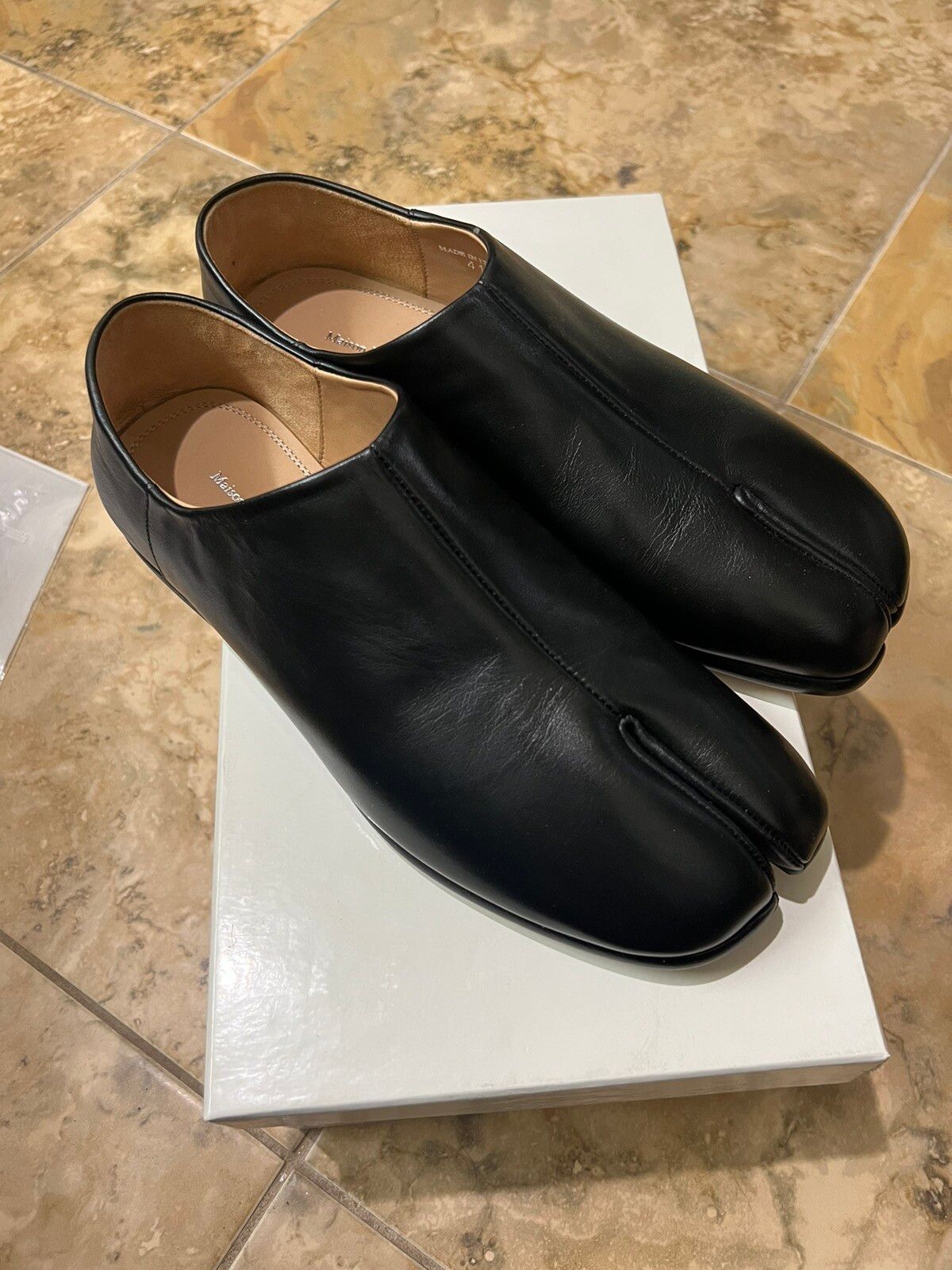 Pre-owned Maison Margiela Tabi Brushed Leather Loafer In Black