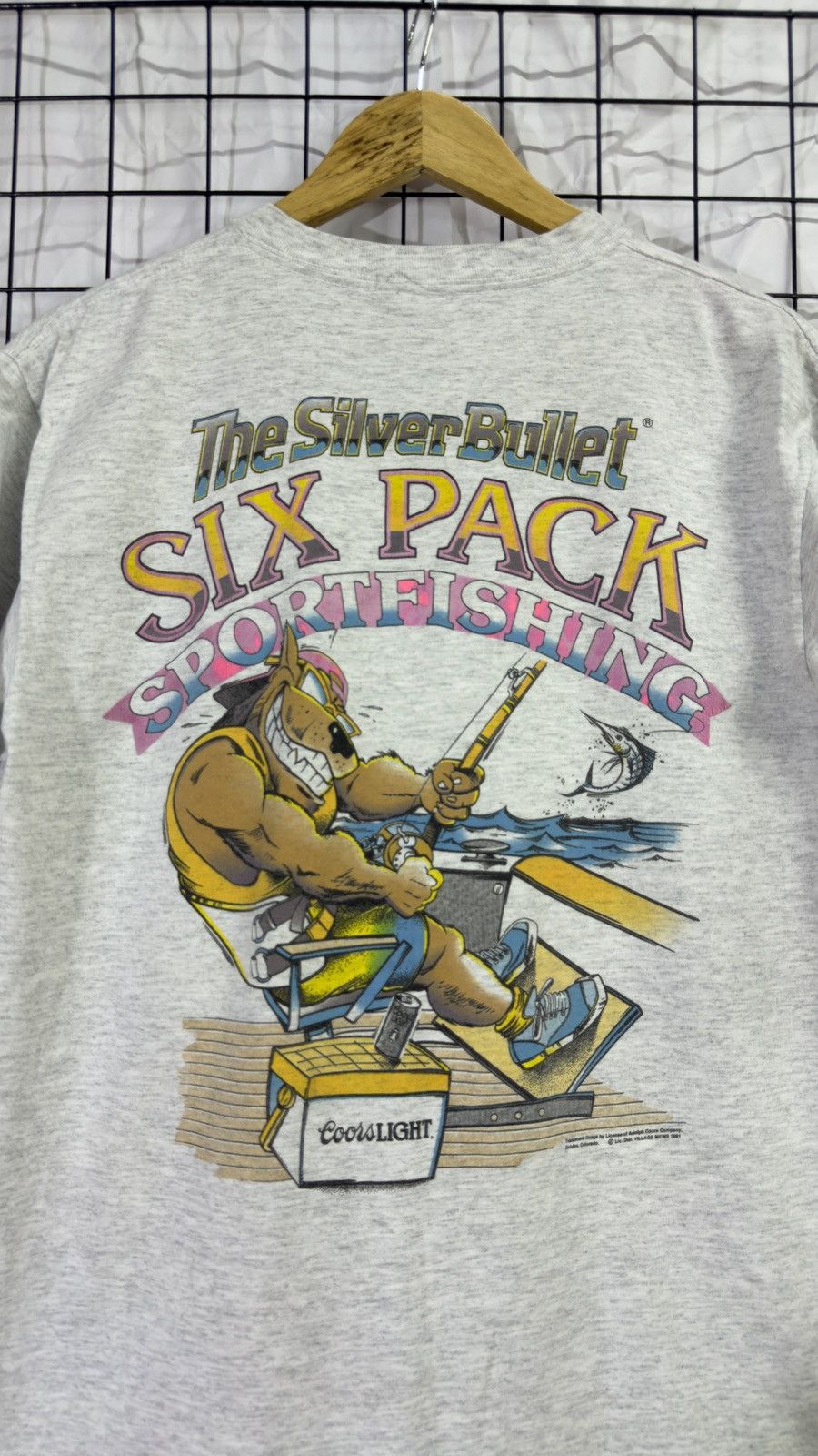Vintage Vintage 1991 cools light beer fishing tee shirt Size US L / EU 52-54 / 3 - 6 Thumbnail