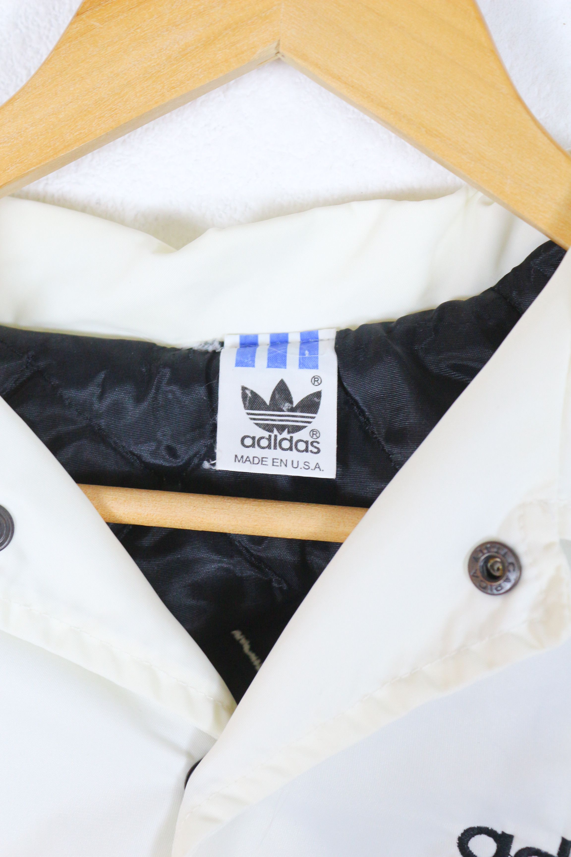 Adidas Vintage Adidas Logo Varsity Nylon Bomber Jacket USA Made Size US S / EU 44-46 / 1 - 4 Thumbnail