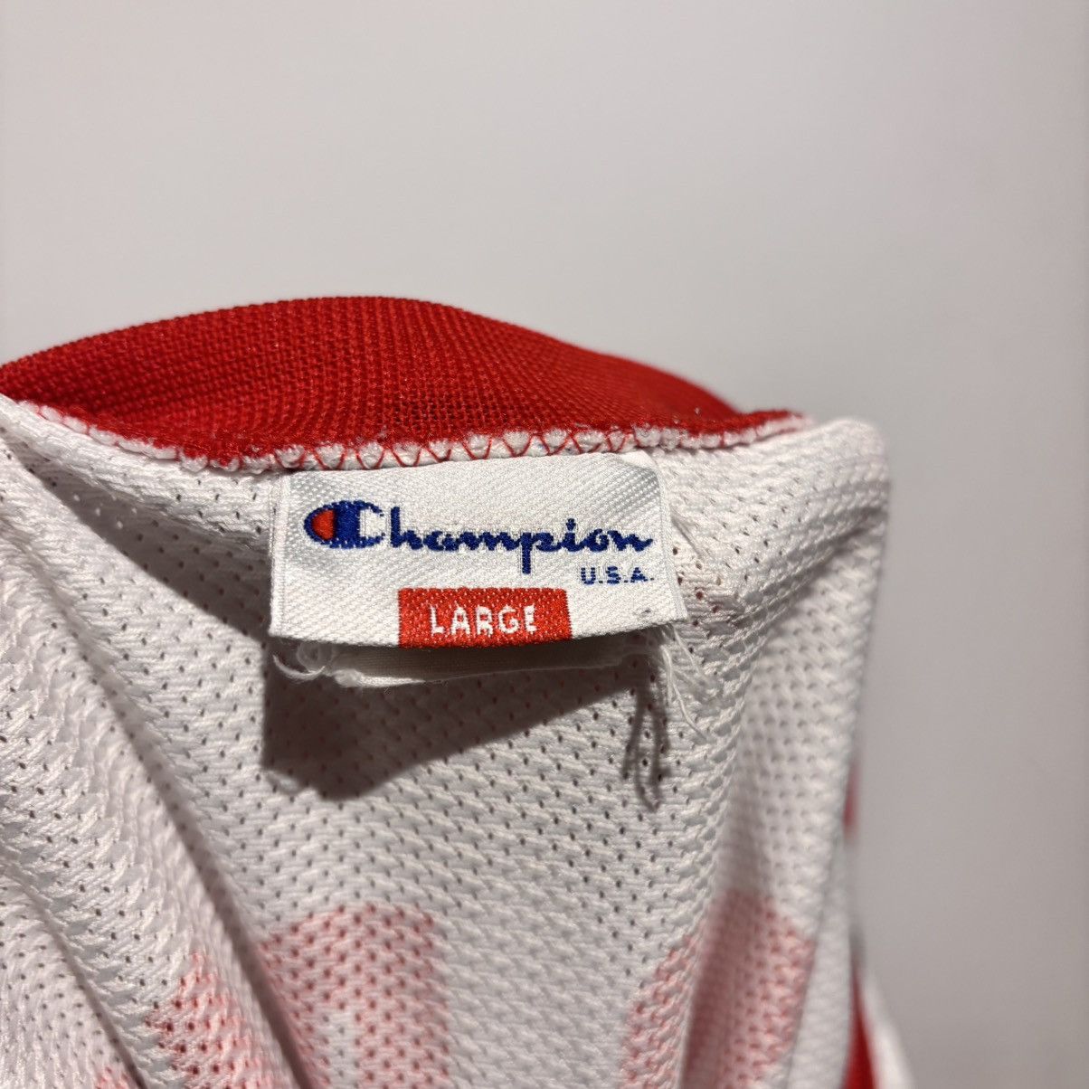 Champion MICHAEL JORDAN CHICAGO BULLS WHITE CHAMPION JERSEY 90s RARE Size US L / EU 52-54 / 3 - 10 Thumbnail
