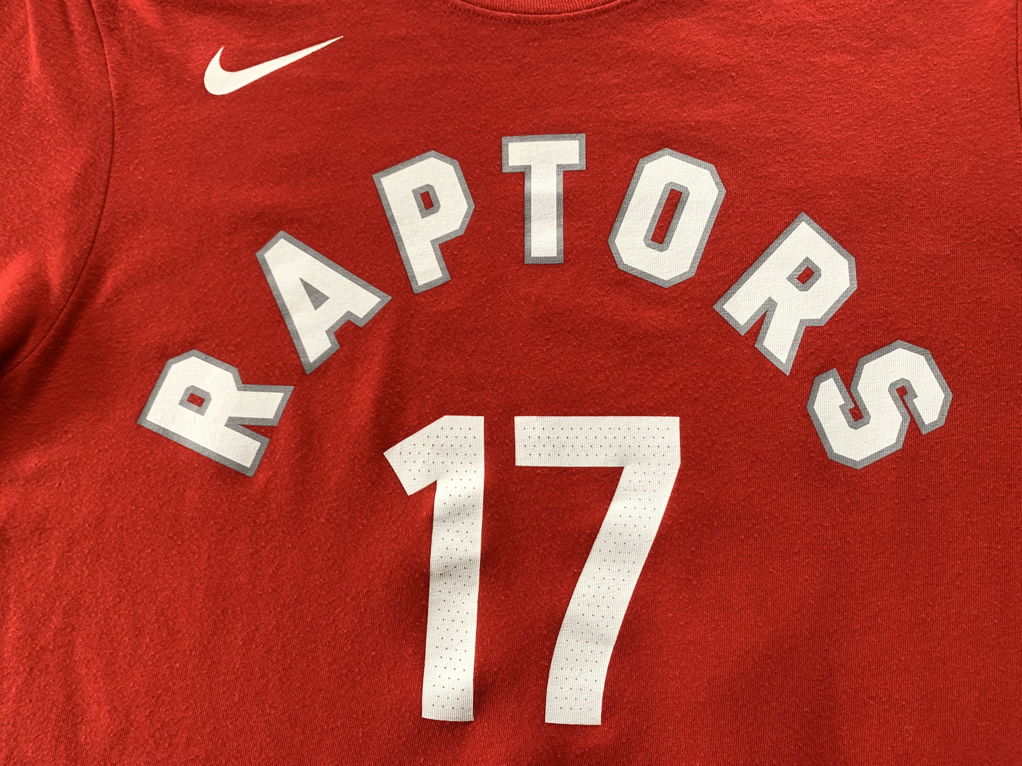 NBA × Nike × Vintage Nike Vintage Toronto Raptors Jonas Valanciunas 17 T-Shirt Size US M / EU 48-50 / 2 - 5 Thumbnail