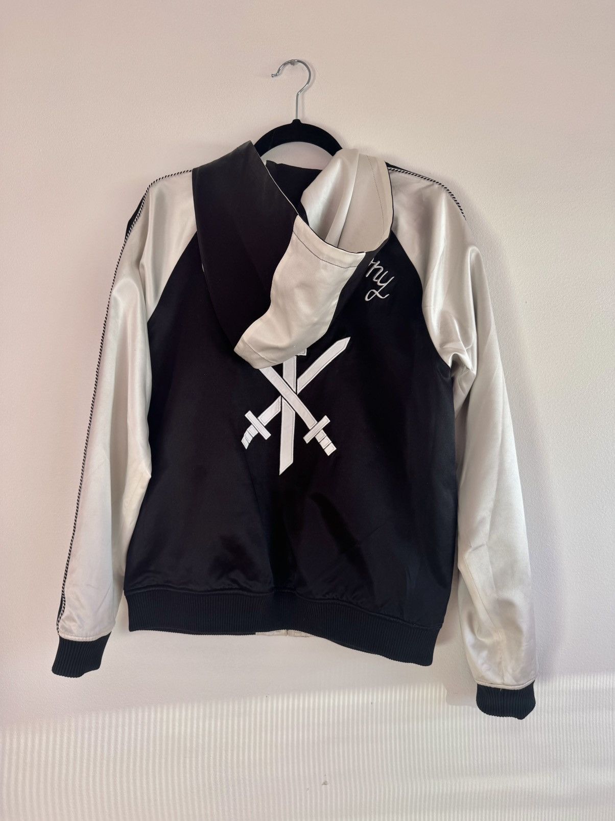 Opening Ceremony Opening Ceremony double side Black and White Jacket Size L / US 10 / IT 46 - 2 Thumbnail