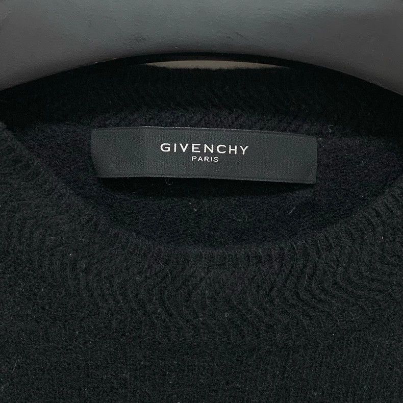 Givenchy Givenchy Classic Black Star Knit Sweater, M Size, Shoulder Size US M / EU 48-50 / 2 - 2 Thumbnail