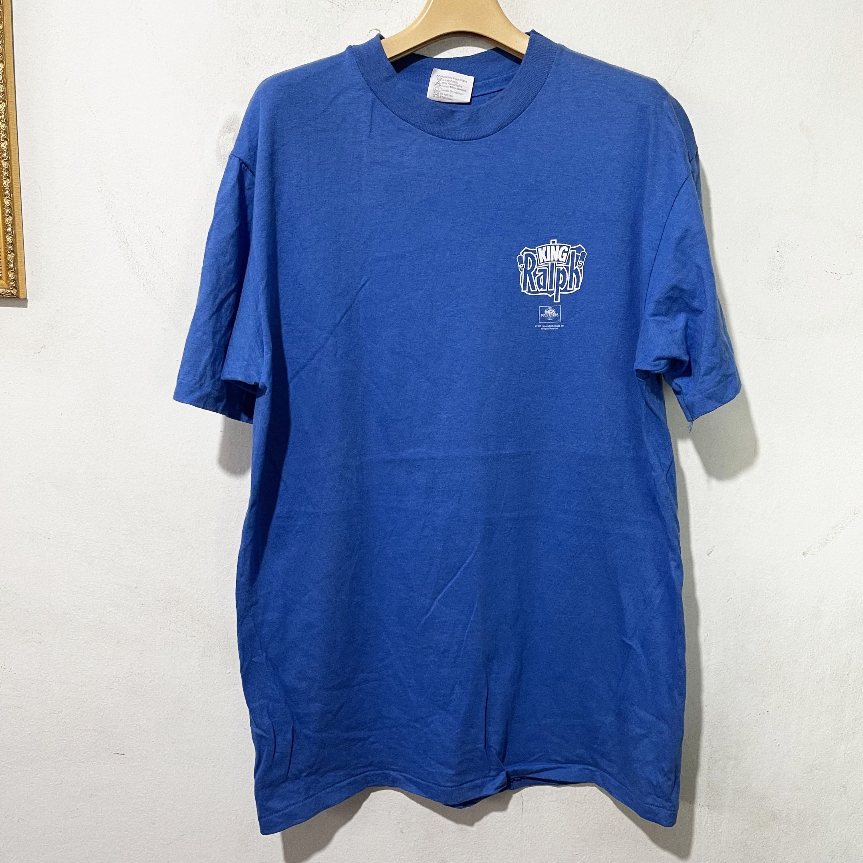Vintage Vintage 1991 King Ralph Movie Shirt Size US L / EU 52-54 / 3 - 1 Thumbnail