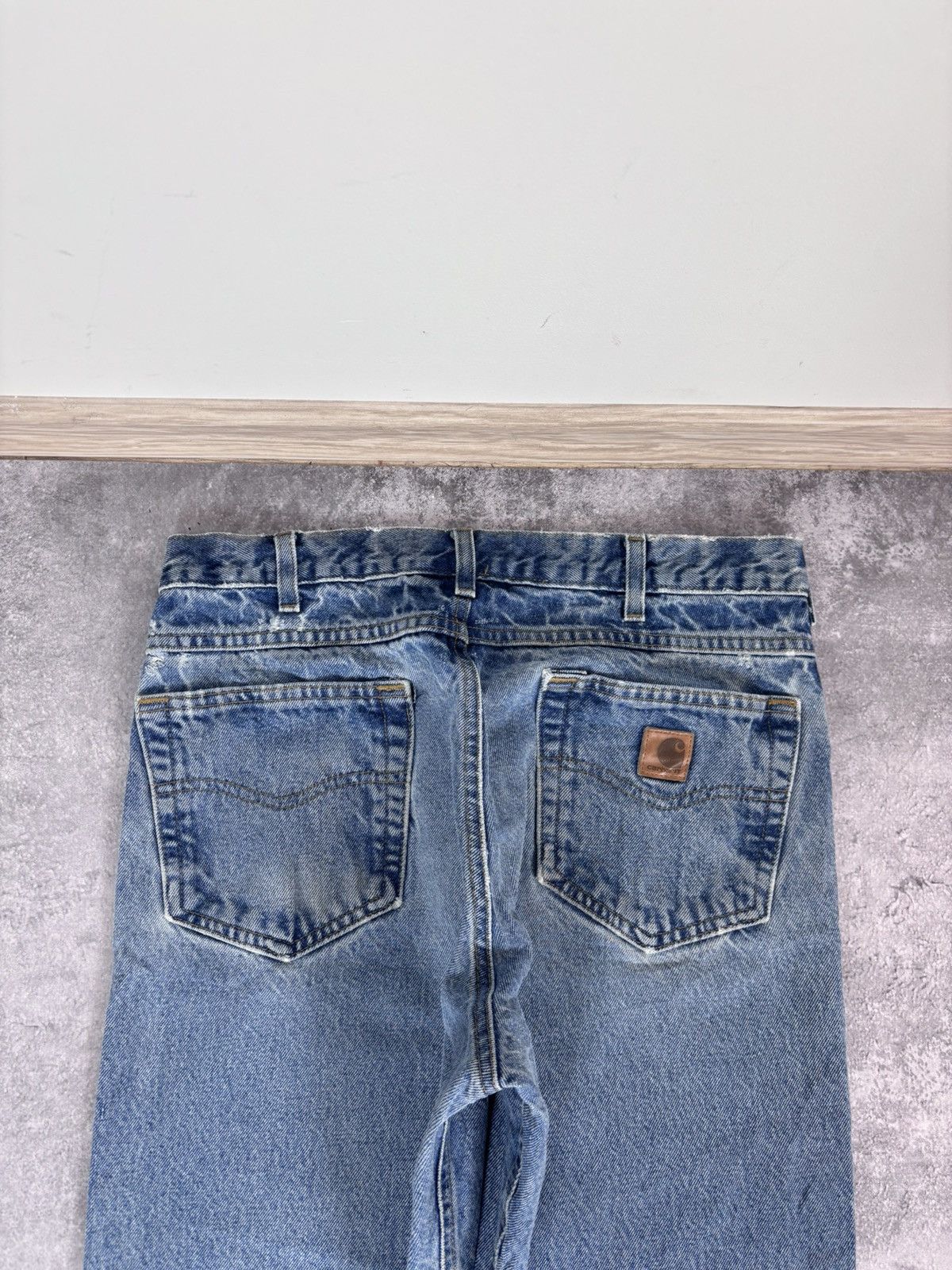 Carhartt Vintage Carhartt Men’s Faded Blue Denim Jeans Relaxed Fit Size US 33 - 7 Thumbnail