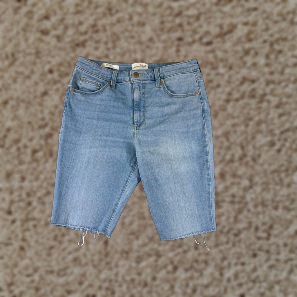 Vintage Universal Thread Shorts Womens 10 Blue Denim Cutoff Light Wash High 28x10 Size 32" / US 10 / IT 46 - 1 Thumbnail