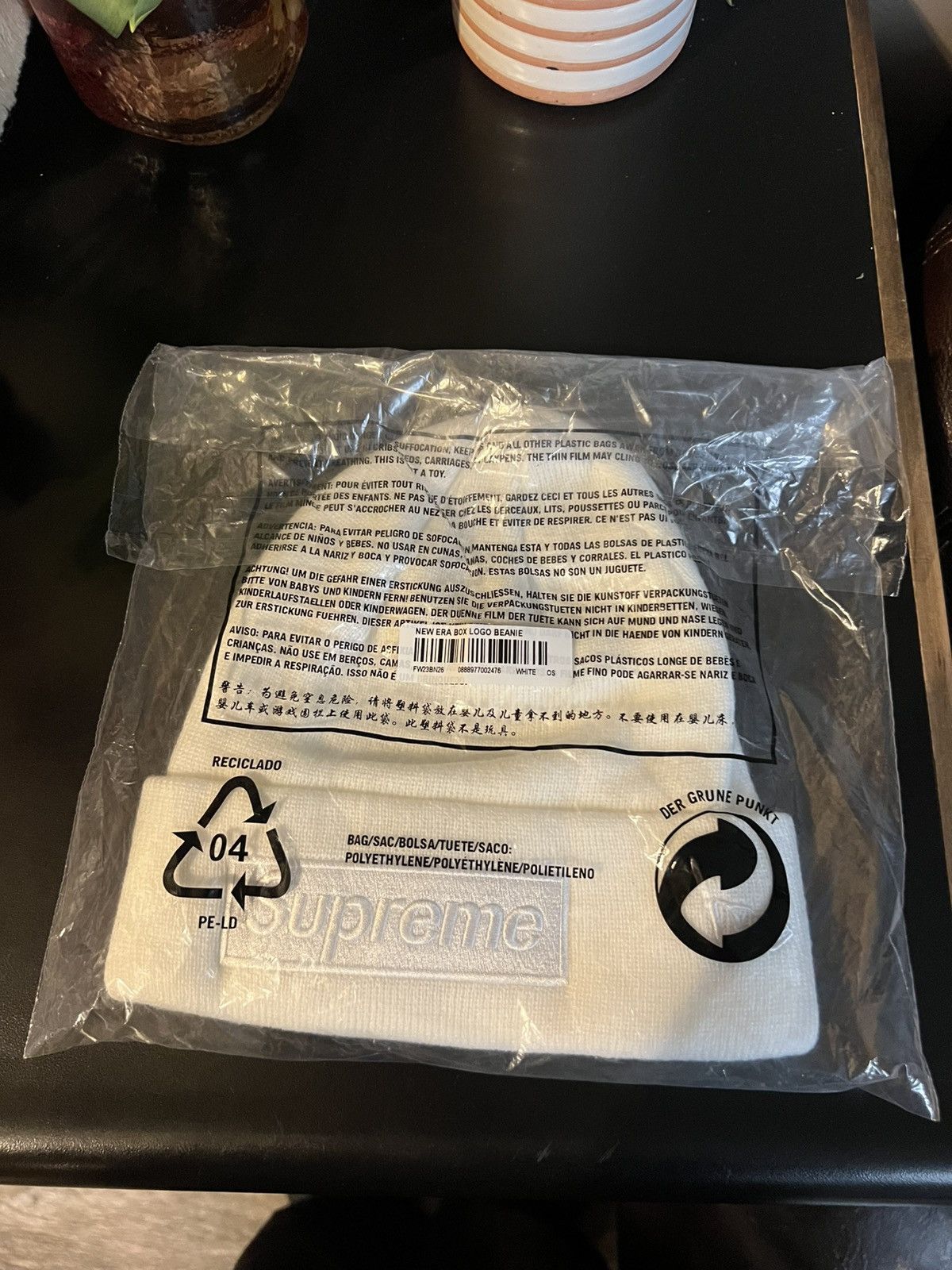 Supreme Supreme Box Logo Beanie White FW24 Size ONE SIZE - 3 Thumbnail
