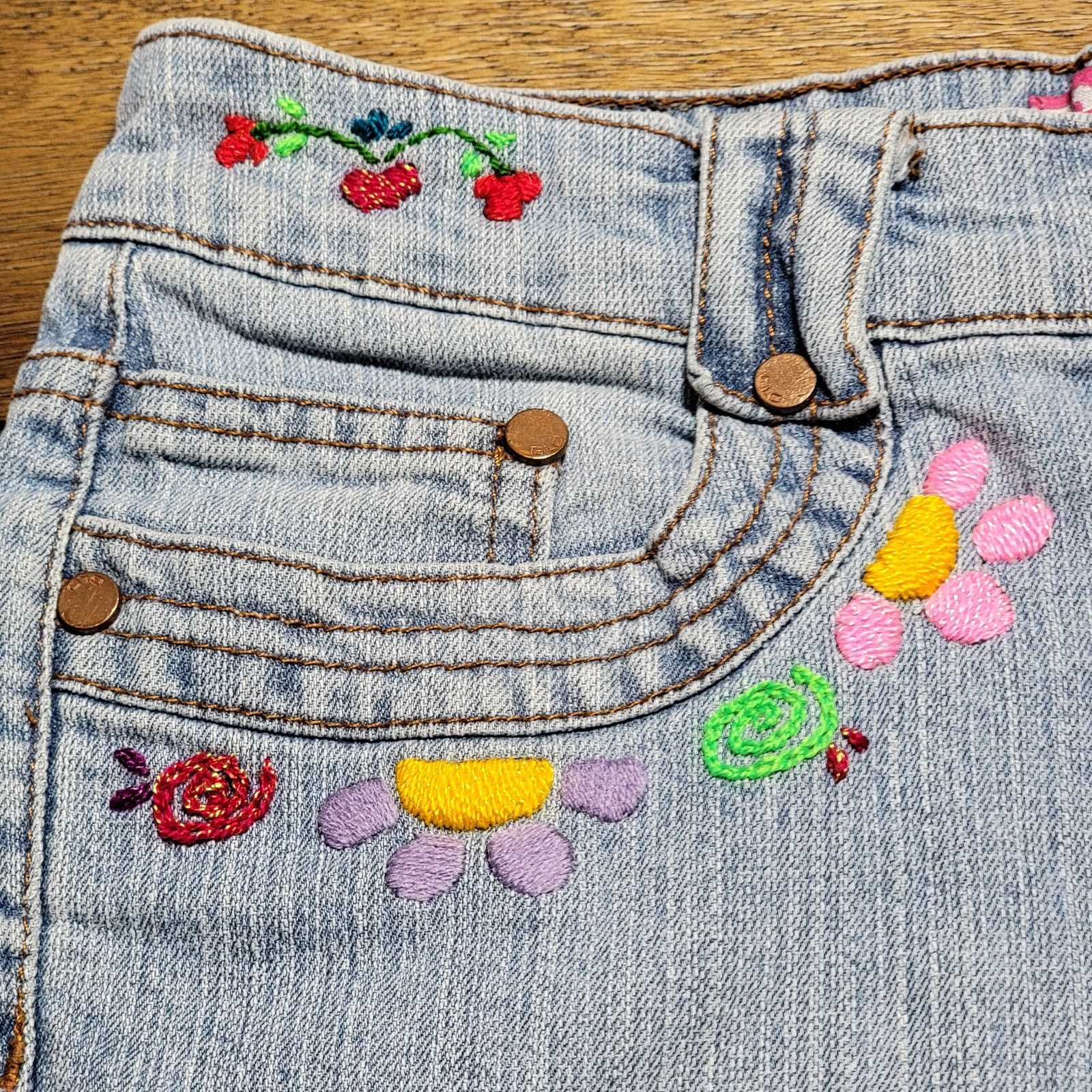 Other Glo Jeans Junior Denim Shorts w/ Embroidery - Size 3 Size 28" / US 6 / IT 42 - 2 Thumbnail