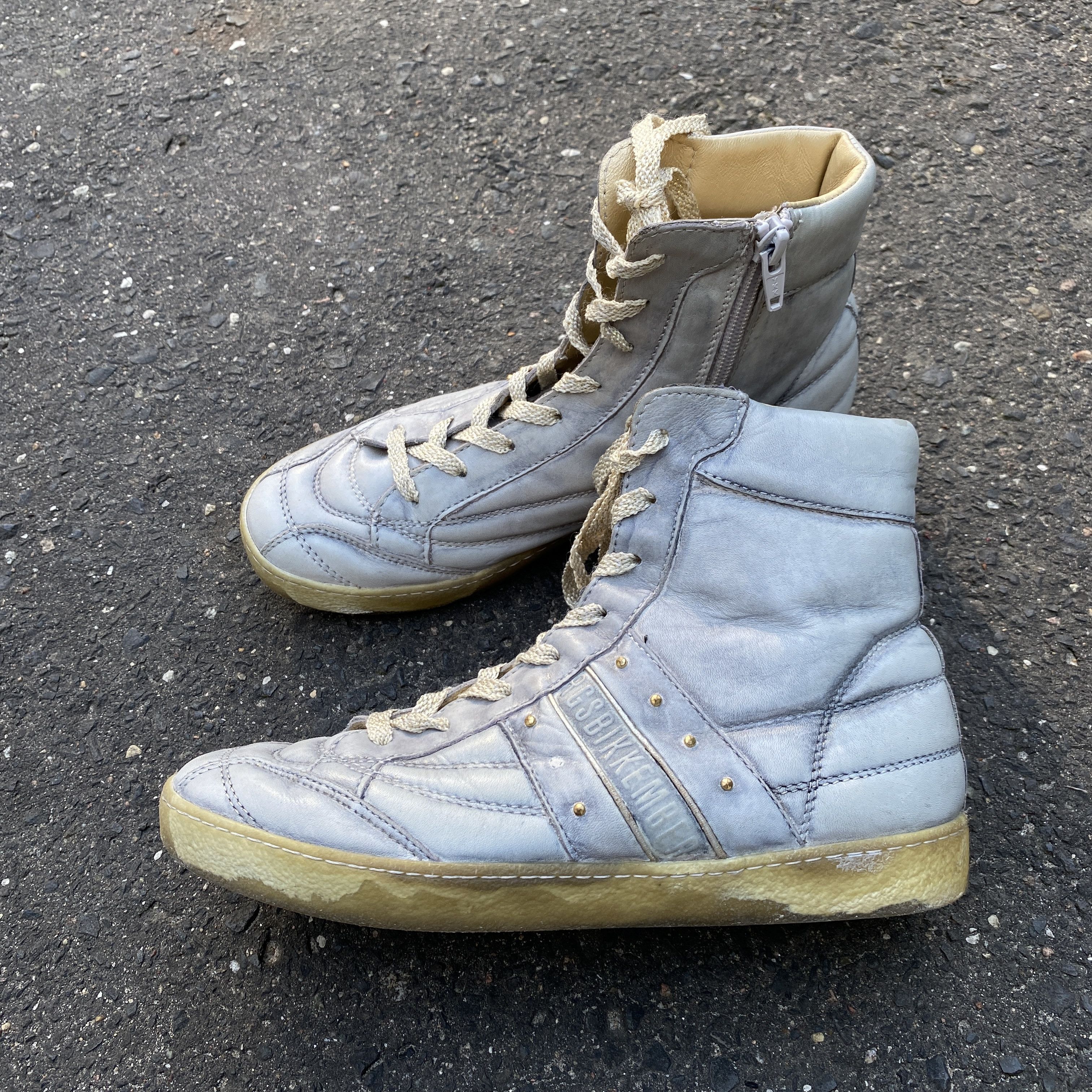 Dirk Bikkembergs Dirk Bikkembergs Washed Grey High Top Sneakers - 37 Size US 6 / IT 36 - 2 Thumbnail