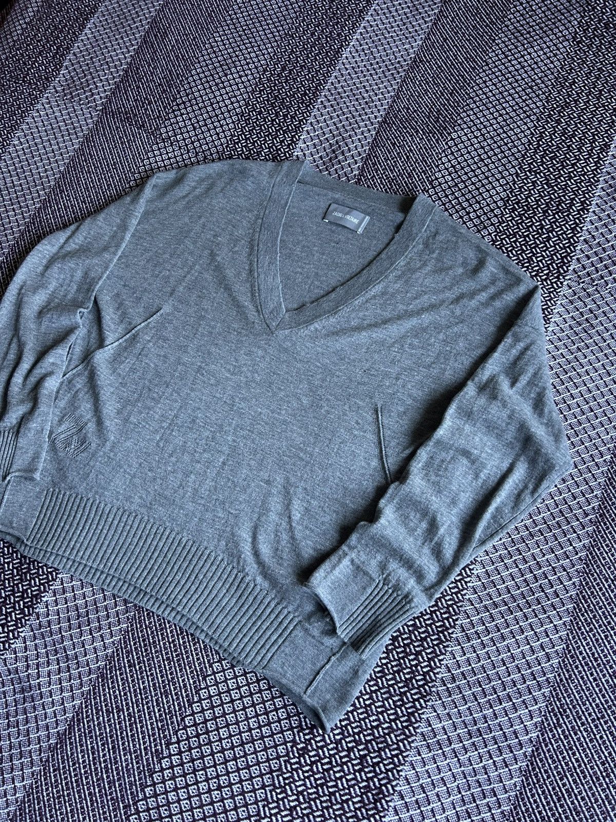Zadig & Voltaire Vintage Zadig & Voltaire V-neck Jumper Sweater Basic Size L Size US L / EU 52-54 / 3 - 2 Thumbnail
