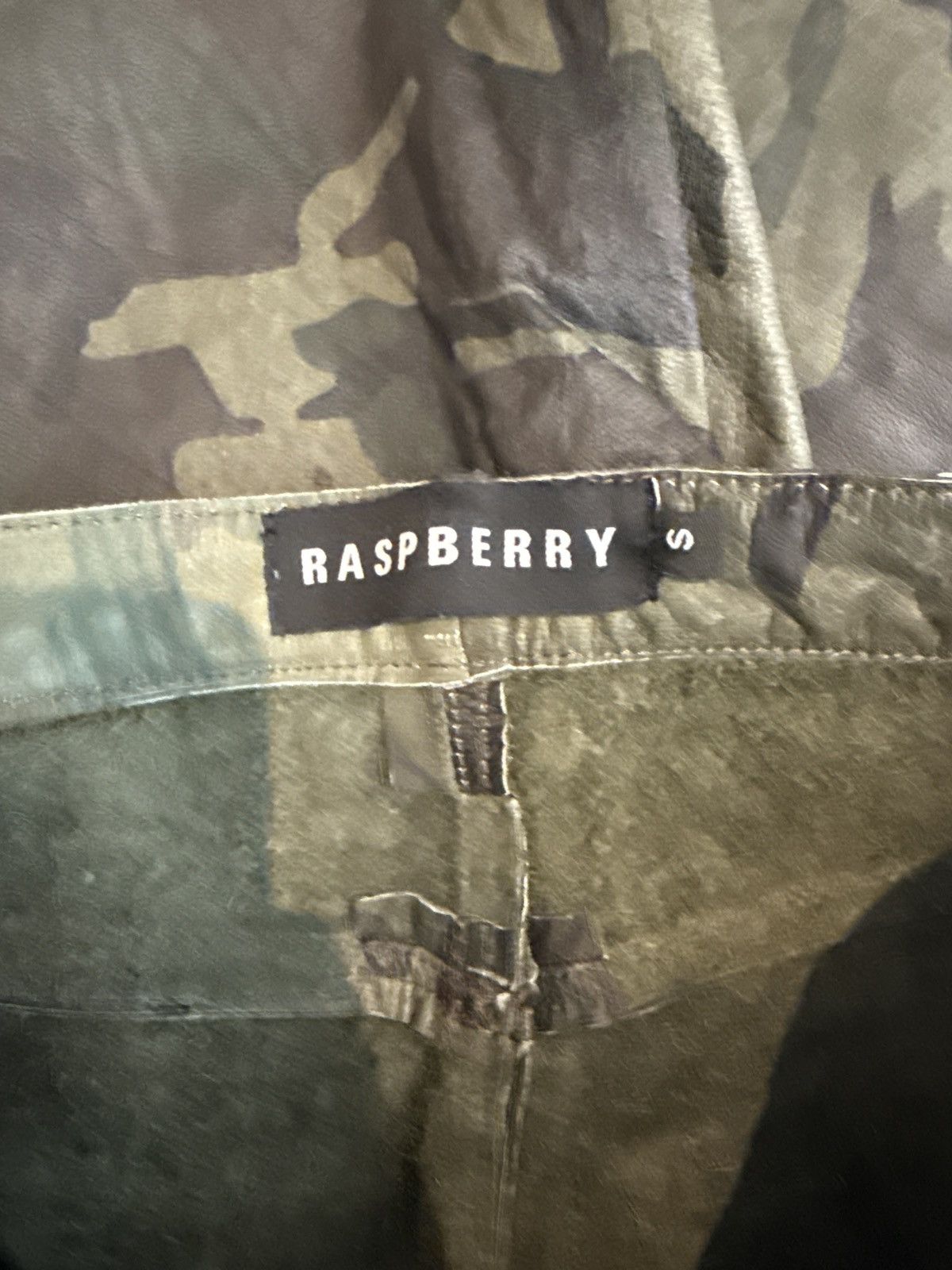 The GV Gallery GVGallery Camo Leather Shorts Size US 30 / EU 46 - 3 Thumbnail