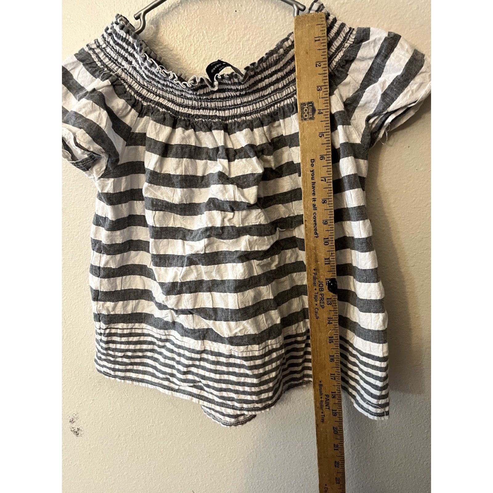 Lucky Brand Lucky Brand Blouse Shirt Short Sleeve Off the Shoulder Stripe Crop Gray S Womens Small Cropped striped off-shoulder 90s style? Size S / US 4 / IT 40 - 4 Thumbnail