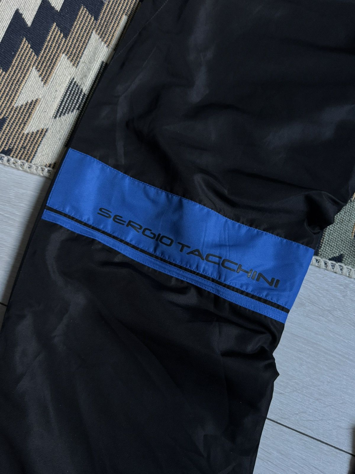 Sergio Tacchini Vintage Sergio Tacchini Nylon Pants Size US 36 / EU 52 - 11 Thumbnail