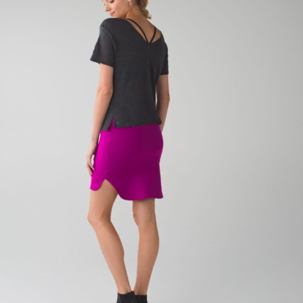 Lululemon Lululemon City SkirtRegal Plum size 6 Size 28" / US 6 / IT 42 - 3 Thumbnail