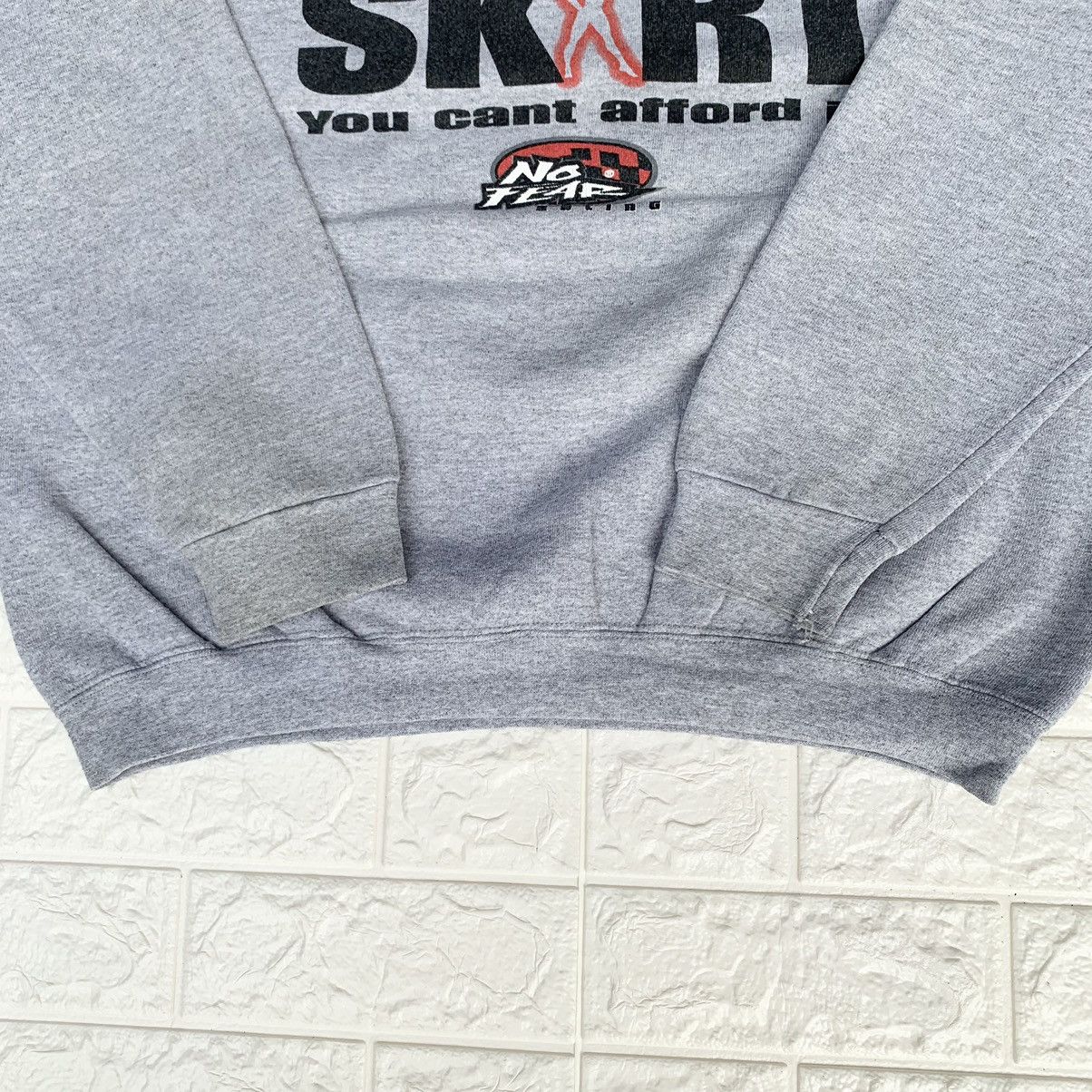 No Fear Vintage 90s No Fear " If It Has Wheels Or A Skirt" Crewneck Size US L / EU 52-54 / 3 - 9 Thumbnail
