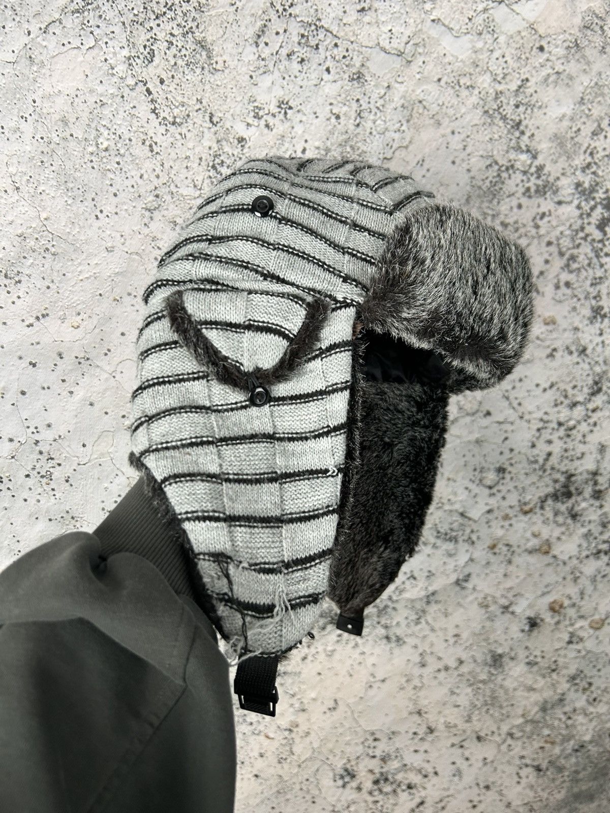 Vintage Vintage Winter Trapper Hat Grunge Skate Alternative Size ONE SIZE - 1 Thumbnail