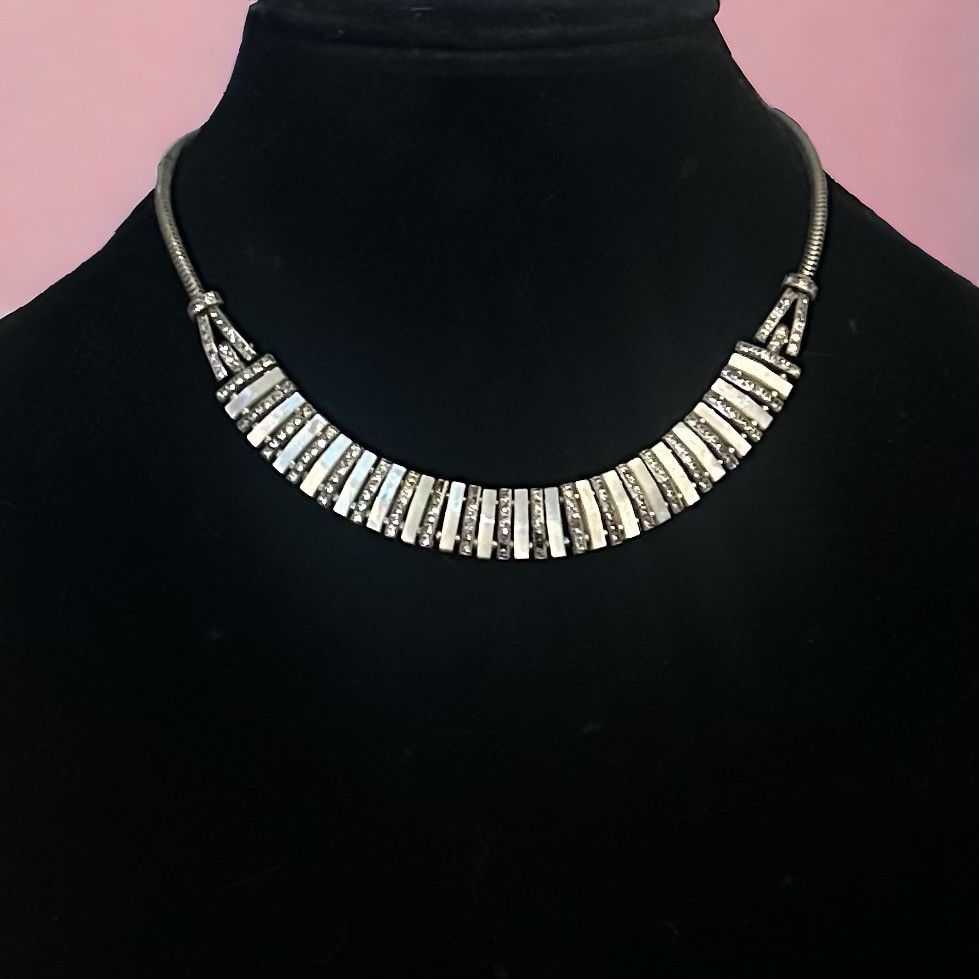 Vintage Vintage mother of pearl and rhinestone collar necklace Size ONE SIZE - 1 Thumbnail