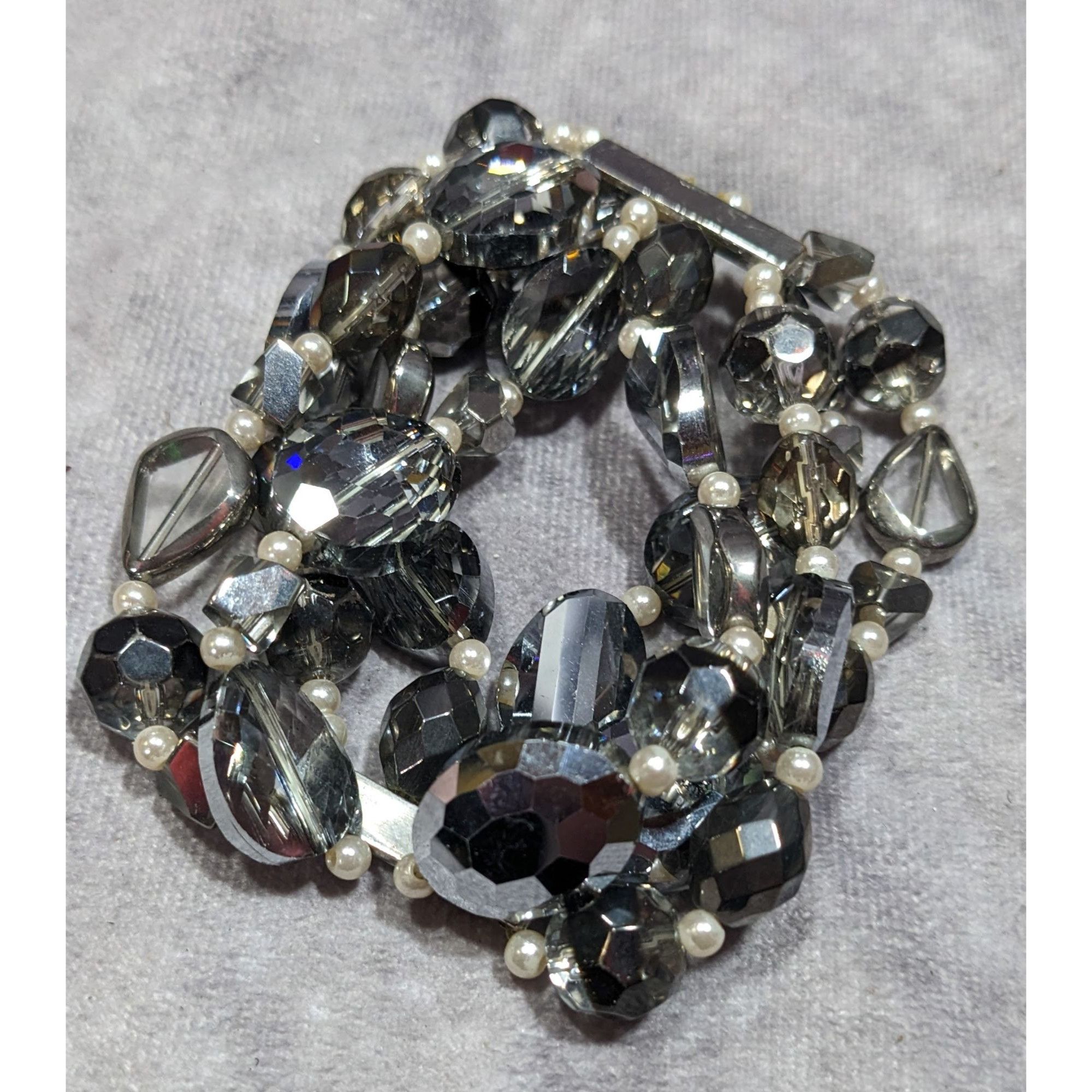 Other Elegant Smokey Glass And Faux Pearl Layered Beaded Stretch B Size ONE SIZE - 4 Thumbnail