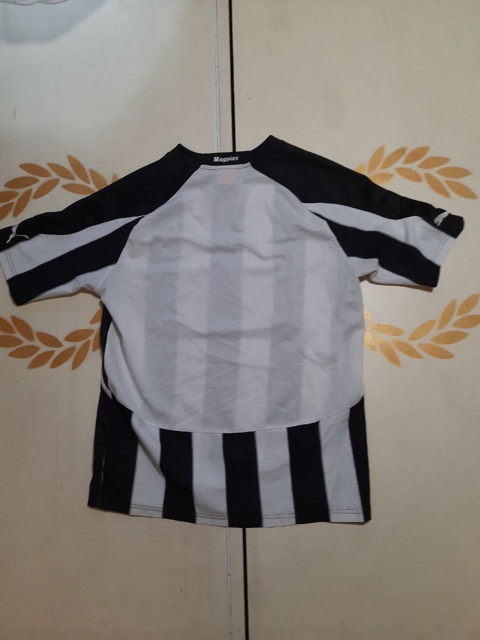 Puma Puma Newcastle United Home Jersey 2010-2011 Size US M / EU 48-50 / 2 - 11 Thumbnail
