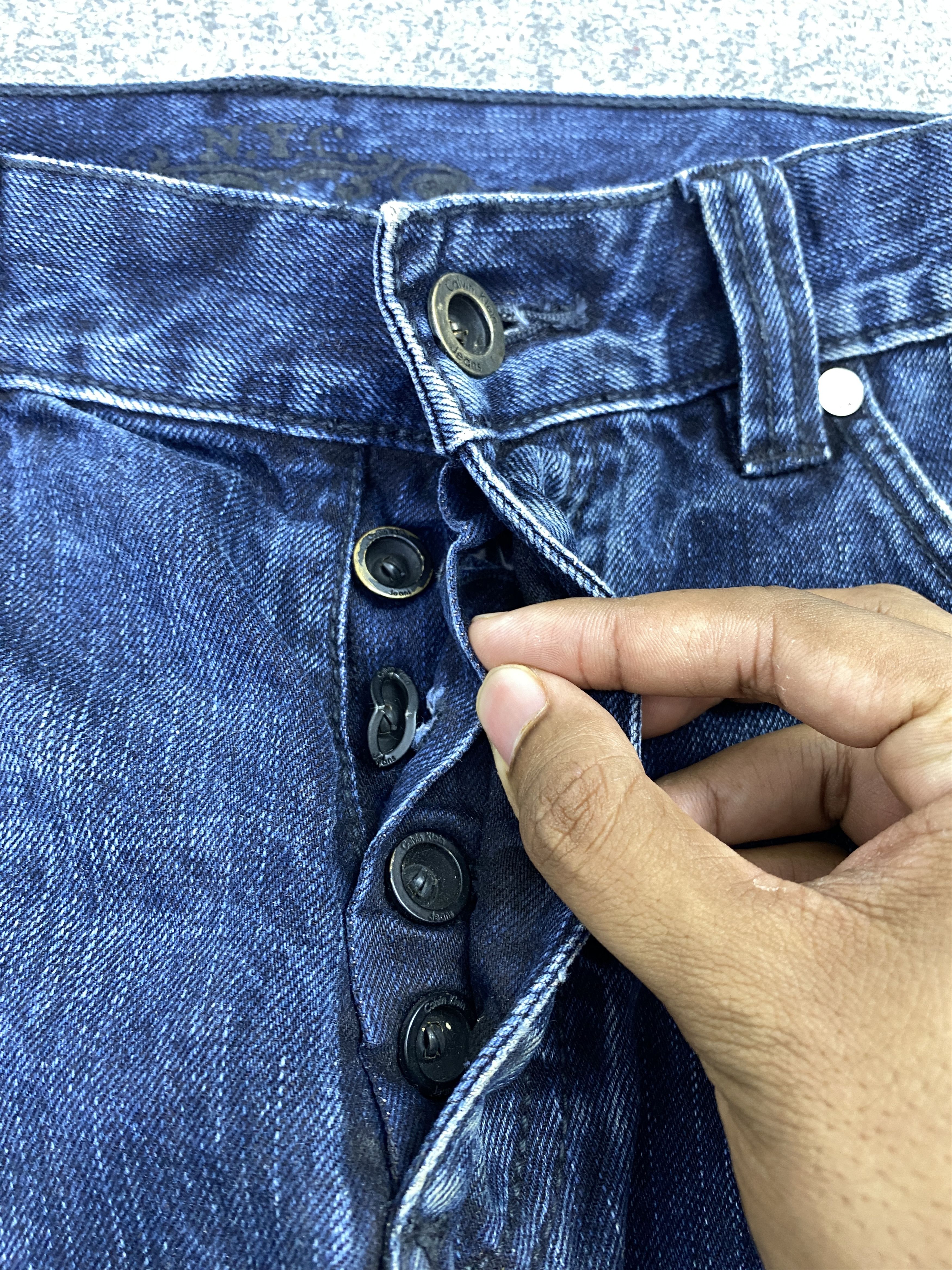 Calvin Klein Vintage Calvin Klein Jeans Faded Blue Denim DP2879 Size US 34 / EU 50 - 9 Thumbnail