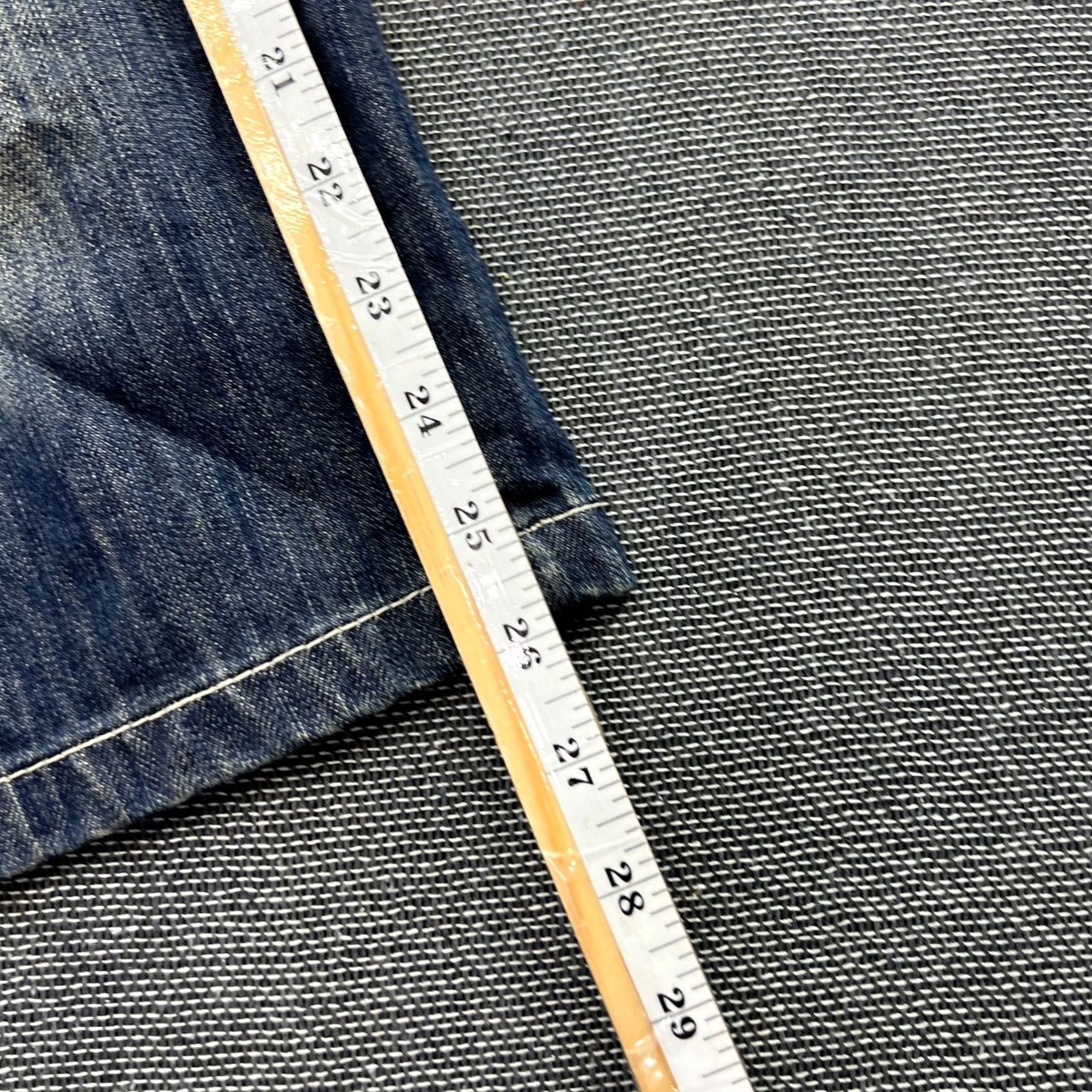 Vintage Tribal Gear Denim Shorts W31 Mens Cargo Distressed Blue Cotton Denim Jeans 38.5in Full Length Regular Rise 8-10 in W32 variant not included Size US 31 - 4 Thumbnail