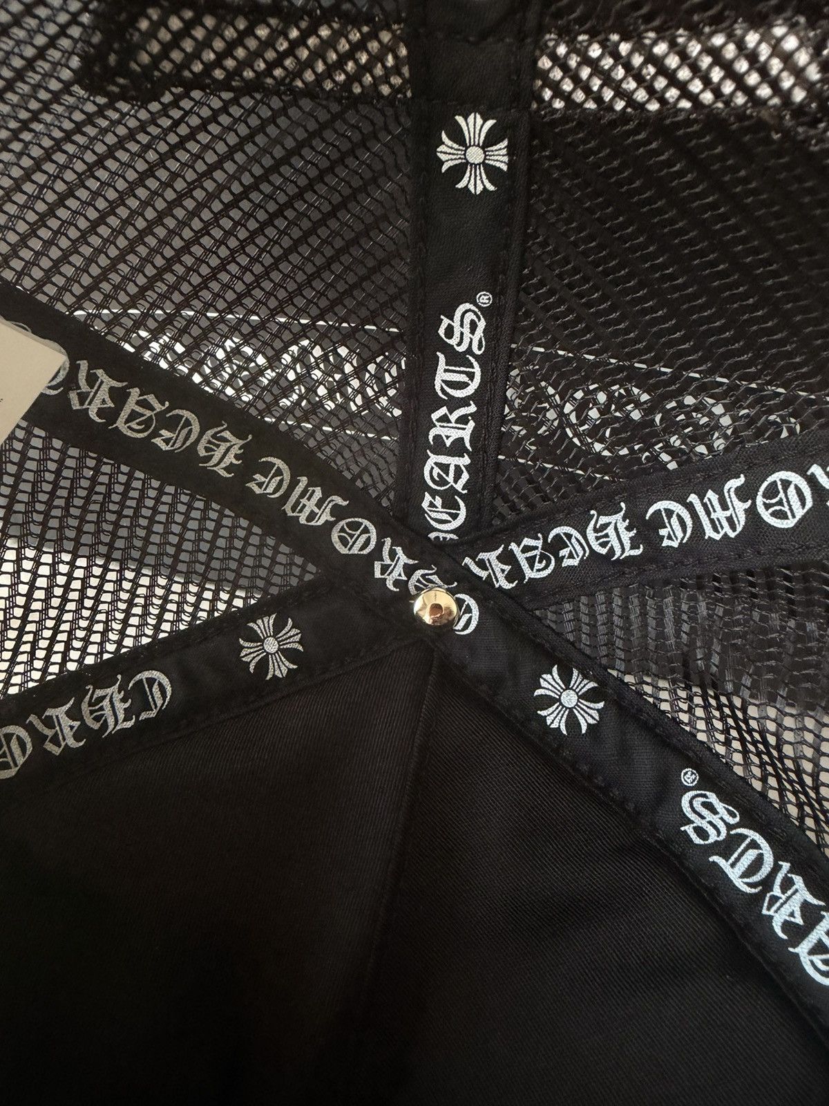 Chrome Hearts Chrome Hearts White Leather Patch Fuck Trucker Hat RARE Size ONE SIZE - 7 Thumbnail
