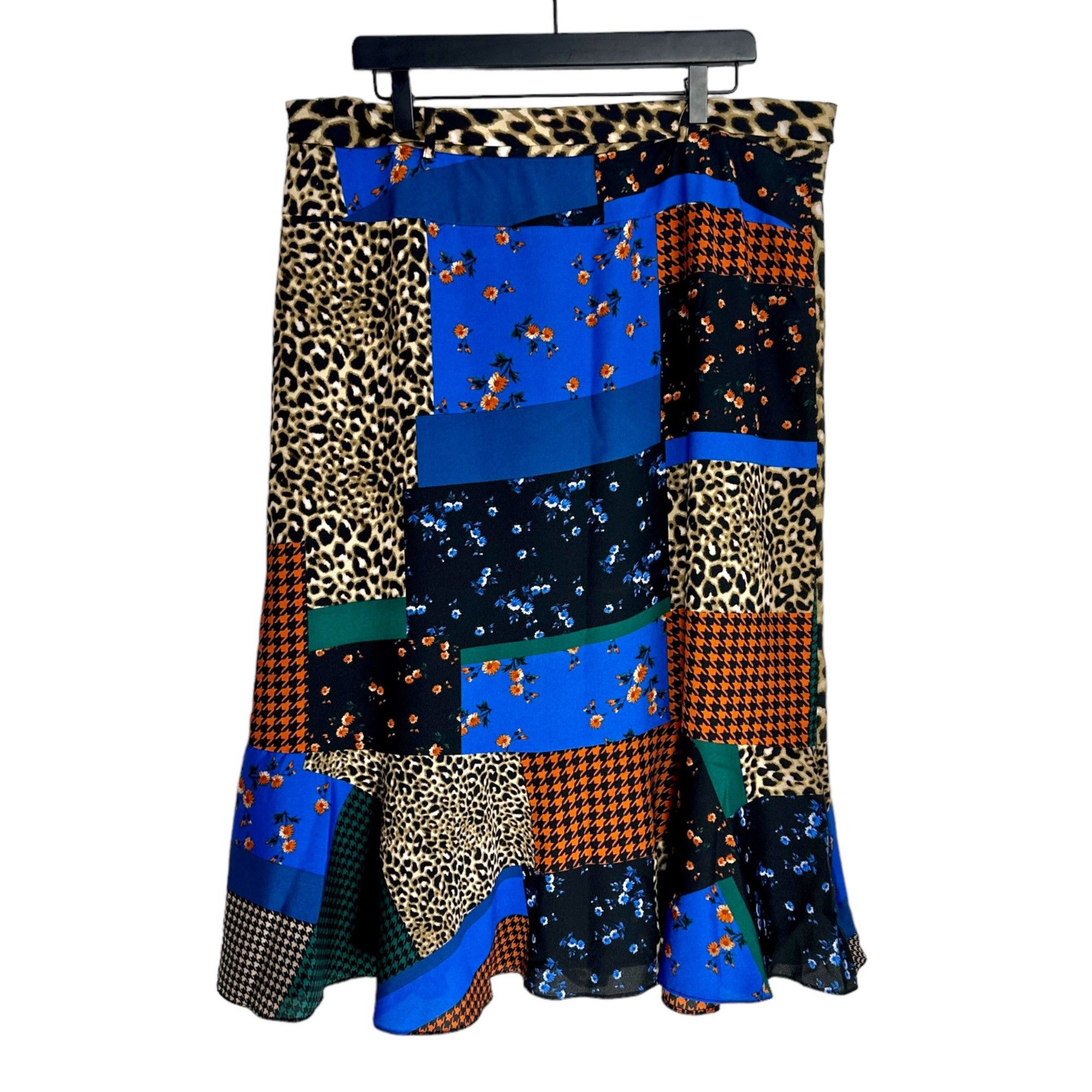 Calvin Klein Calvin Klein Mixed Print and Patch Pattern Skirt 16 Size 38" / US 16 / IT 52 - 3 Thumbnail